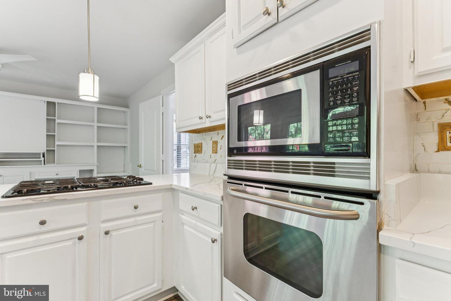 46609 SILHOUETTE SQ, STERLING, Virginia 20164, 4 Bedrooms Bedrooms, ,3 BathroomsBathrooms,Residential,For sale,46609 SILHOUETTE SQ,VALO2101560 MLS # VALO2101560