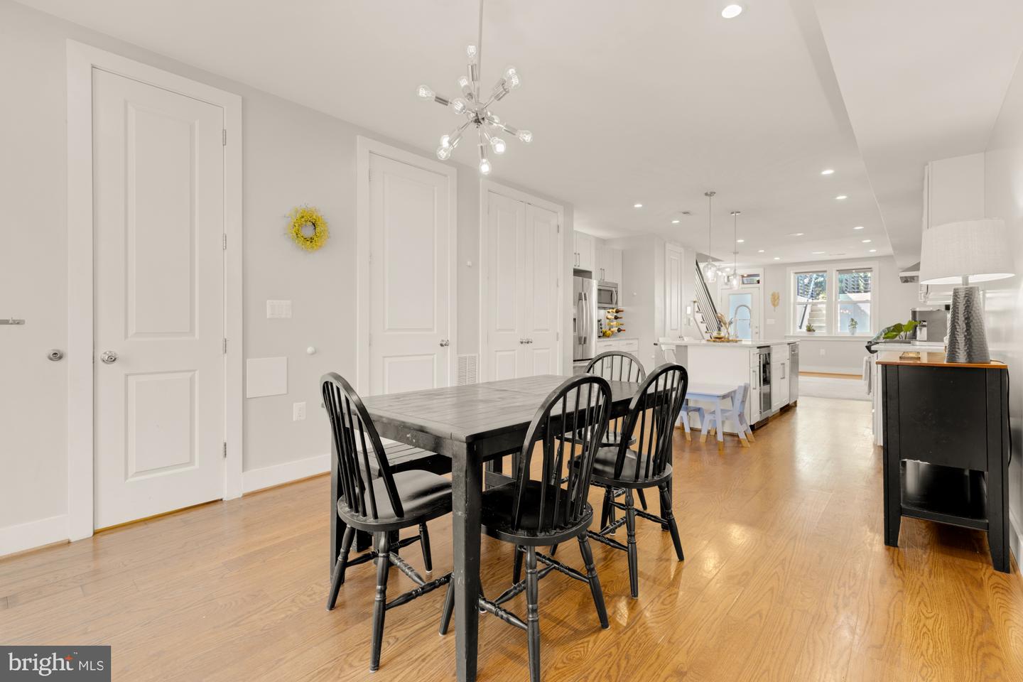 1526 MASSACHUSETTS AVE SE #1, WASHINGTON, District Of Columbia 20003, 3 Bedrooms Bedrooms, ,2 BathroomsBathrooms,Residential,For sale,1526 MASSACHUSETTS AVE SE #1,DCDC2209704 MLS # DCDC2209704
