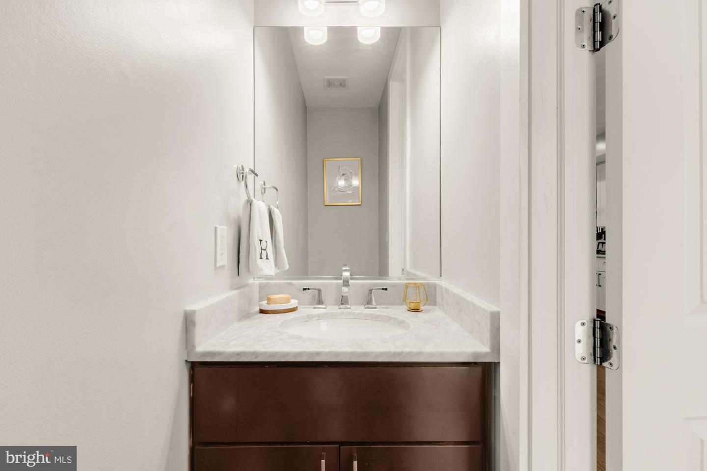 1526 MASSACHUSETTS AVE SE #1, WASHINGTON, District Of Columbia 20003, 3 Bedrooms Bedrooms, ,2 BathroomsBathrooms,Residential,For sale,1526 MASSACHUSETTS AVE SE #1,DCDC2209704 MLS # DCDC2209704