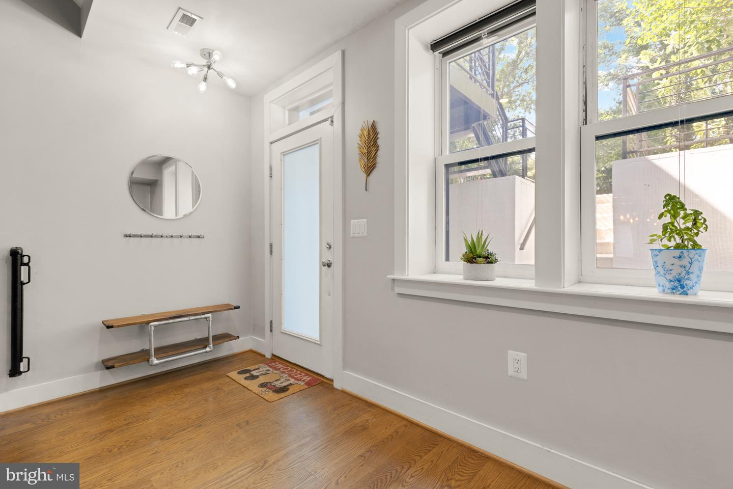 1526 MASSACHUSETTS AVE SE #1, WASHINGTON, District Of Columbia 20003, 3 Bedrooms Bedrooms, ,2 BathroomsBathrooms,Residential,For sale,1526 MASSACHUSETTS AVE SE #1,DCDC2209704 MLS # DCDC2209704