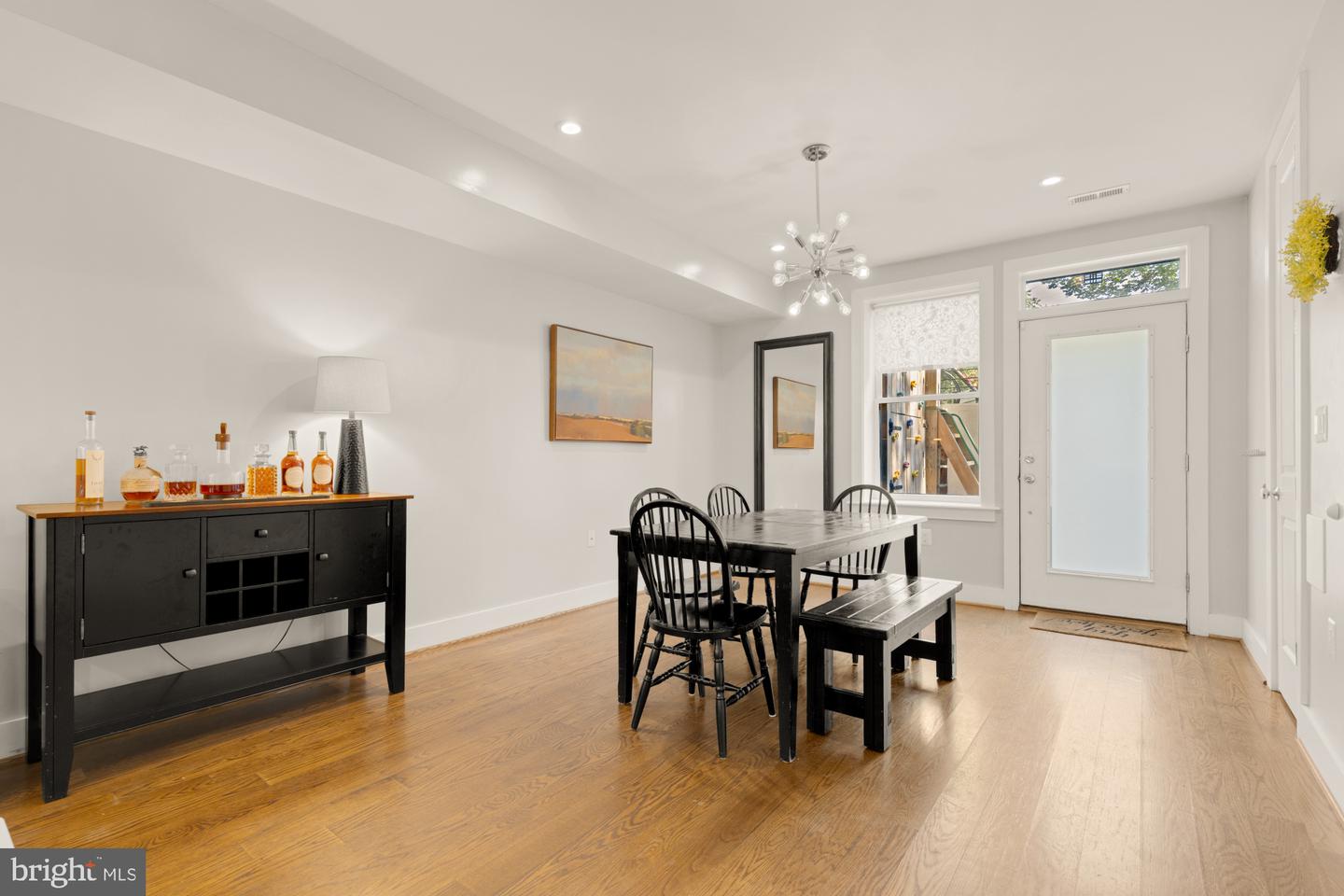 1526 MASSACHUSETTS AVE SE #1, WASHINGTON, District Of Columbia 20003, 3 Bedrooms Bedrooms, ,2 BathroomsBathrooms,Residential,For sale,1526 MASSACHUSETTS AVE SE #1,DCDC2209704 MLS # DCDC2209704