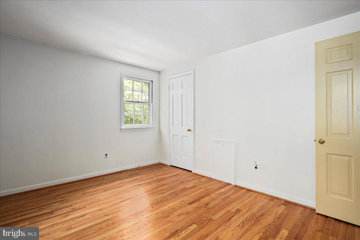8717 HIGHGATE RD, ALEXANDRIA, Virginia 22308, 5 Bedrooms Bedrooms, ,2 BathroomsBathrooms,Residential,For sale,8717 HIGHGATE RD,VAFX2256042 MLS # VAFX2256042