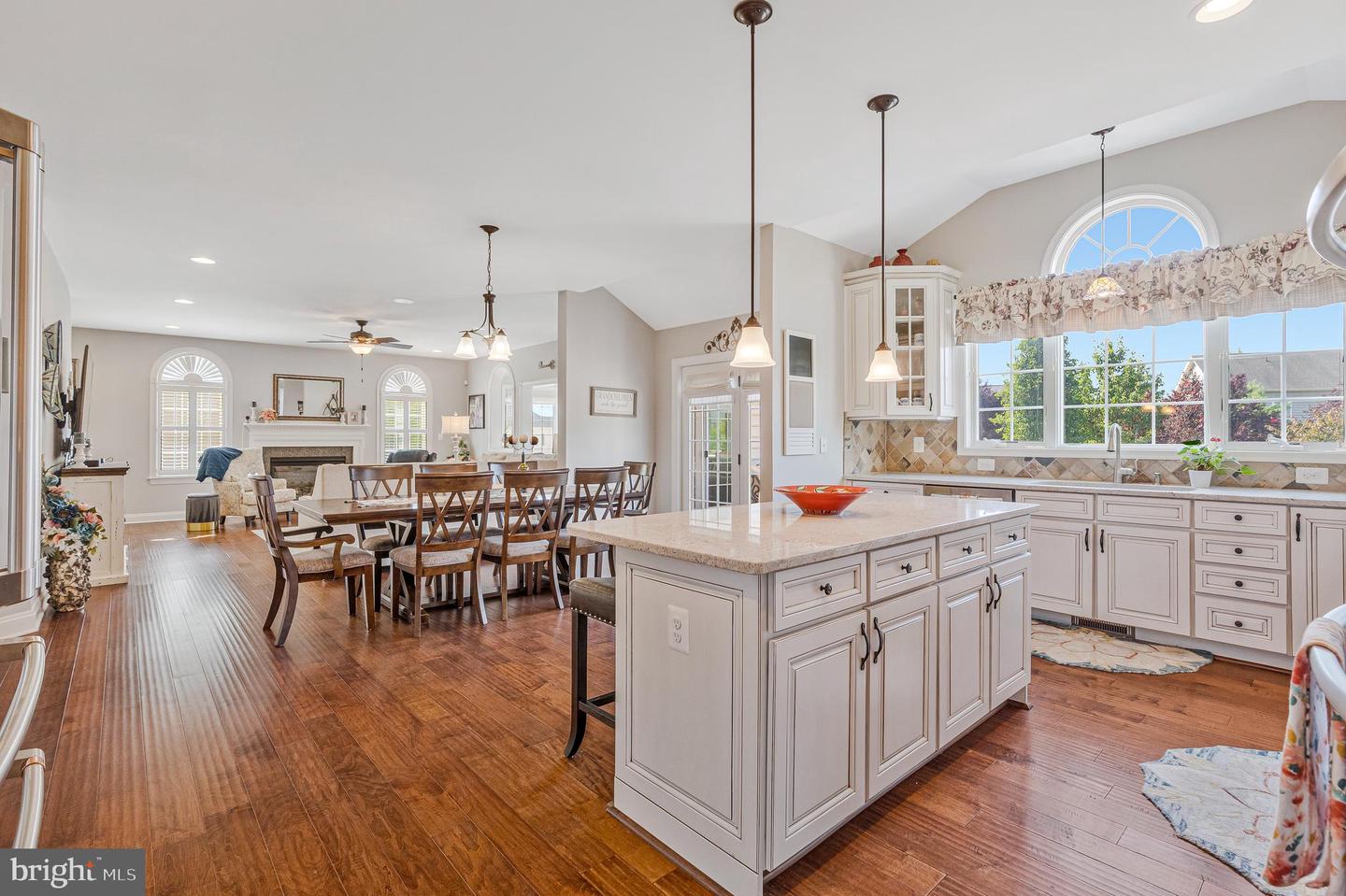 15709 VICTORIAS CREST PL, HAYMARKET, Virginia 20169, 4 Bedrooms Bedrooms, ,4 BathroomsBathrooms,Residential,For sale,15709 VICTORIAS CREST PL,VAPW2099454 MLS # VAPW2099454