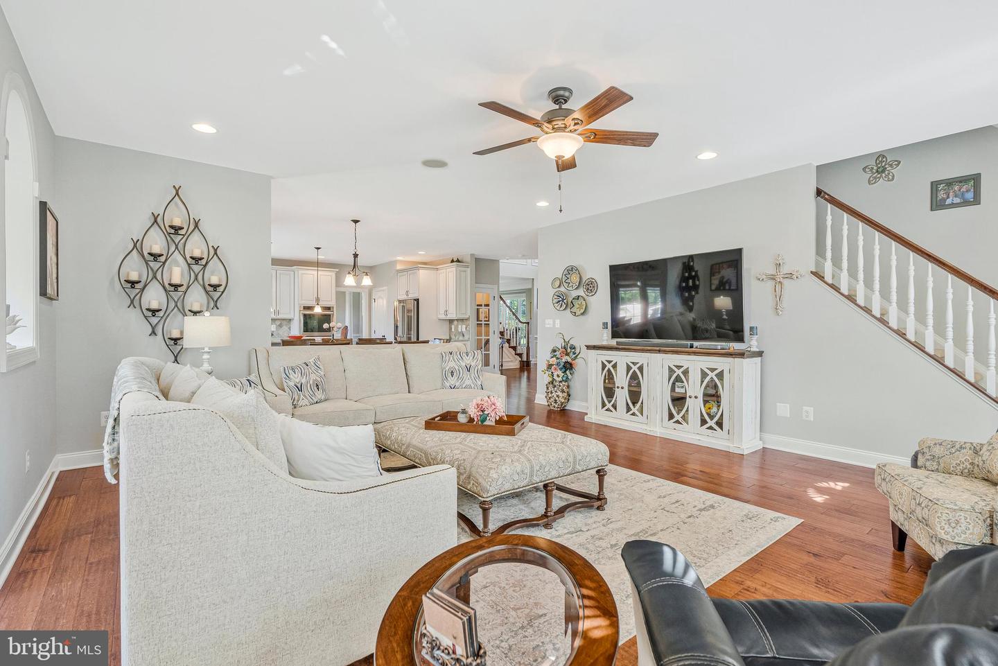 15709 VICTORIAS CREST PL, HAYMARKET, Virginia 20169, 4 Bedrooms Bedrooms, ,4 BathroomsBathrooms,Residential,For sale,15709 VICTORIAS CREST PL,VAPW2099454 MLS # VAPW2099454