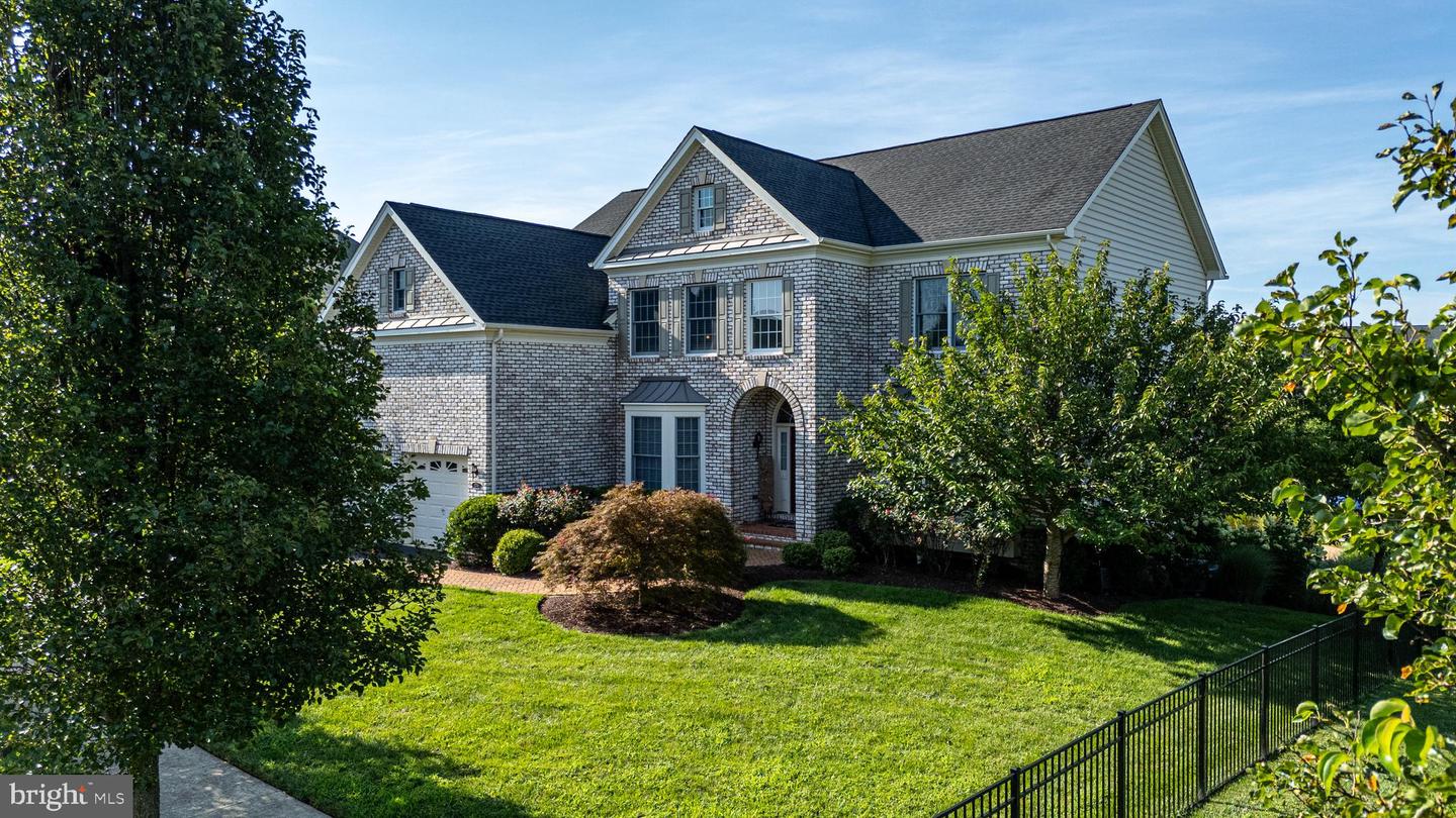 15709 VICTORIAS CREST PL, HAYMARKET, Virginia 20169, 4 Bedrooms Bedrooms, ,4 BathroomsBathrooms,Residential,For sale,15709 VICTORIAS CREST PL,VAPW2099454 MLS # VAPW2099454