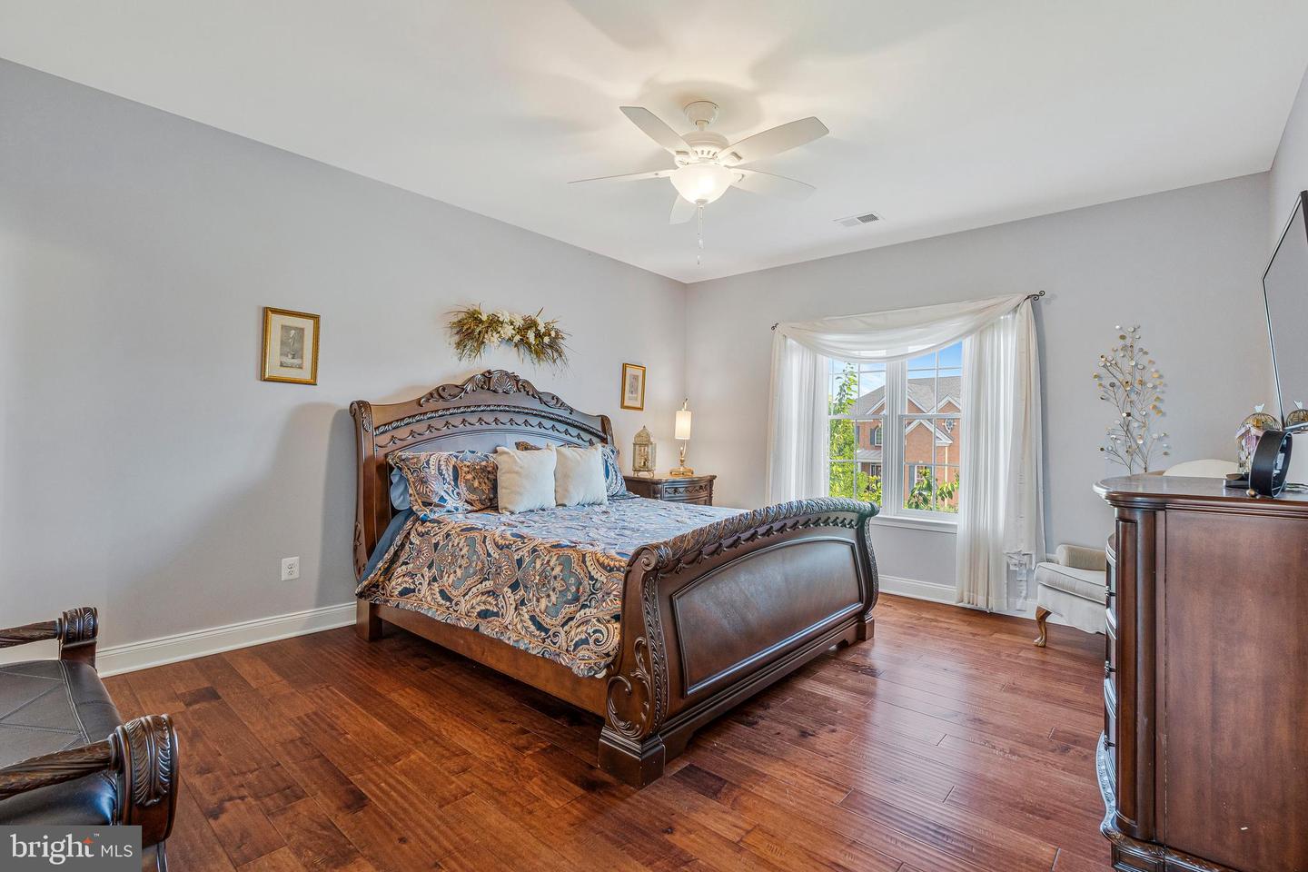 15709 VICTORIAS CREST PL, HAYMARKET, Virginia 20169, 4 Bedrooms Bedrooms, ,4 BathroomsBathrooms,Residential,For sale,15709 VICTORIAS CREST PL,VAPW2099454 MLS # VAPW2099454