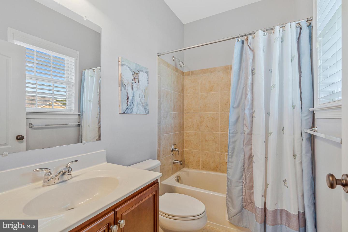 15709 VICTORIAS CREST PL, HAYMARKET, Virginia 20169, 4 Bedrooms Bedrooms, ,4 BathroomsBathrooms,Residential,For sale,15709 VICTORIAS CREST PL,VAPW2099454 MLS # VAPW2099454