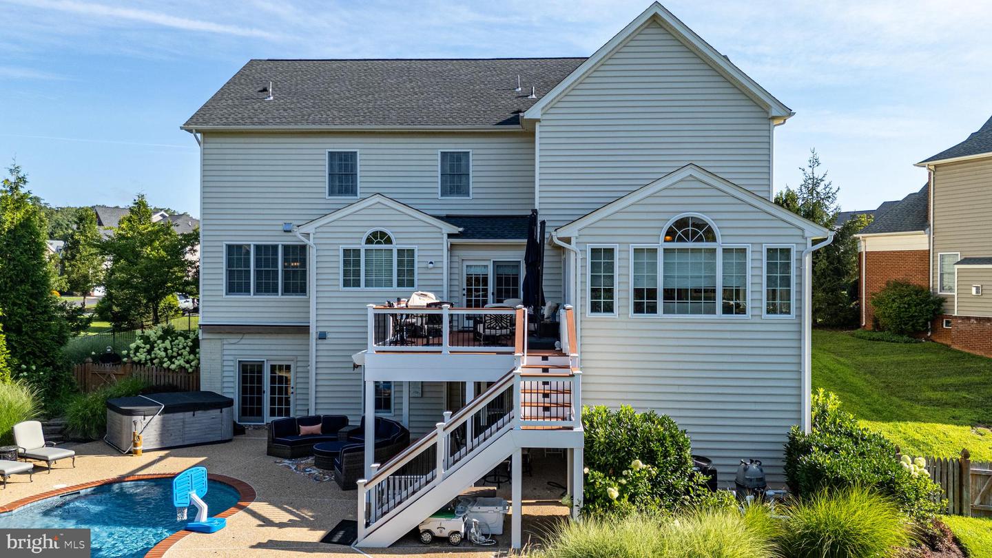 15709 VICTORIAS CREST PL, HAYMARKET, Virginia 20169, 4 Bedrooms Bedrooms, ,4 BathroomsBathrooms,Residential,For sale,15709 VICTORIAS CREST PL,VAPW2099454 MLS # VAPW2099454