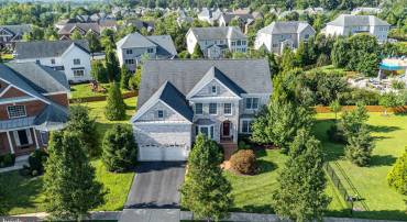 15709 VICTORIAS CREST PL, HAYMARKET, Virginia 20169, 4 Bedrooms Bedrooms, ,4 BathroomsBathrooms,Residential,For sale,15709 VICTORIAS CREST PL,VAPW2099454 MLS # VAPW2099454