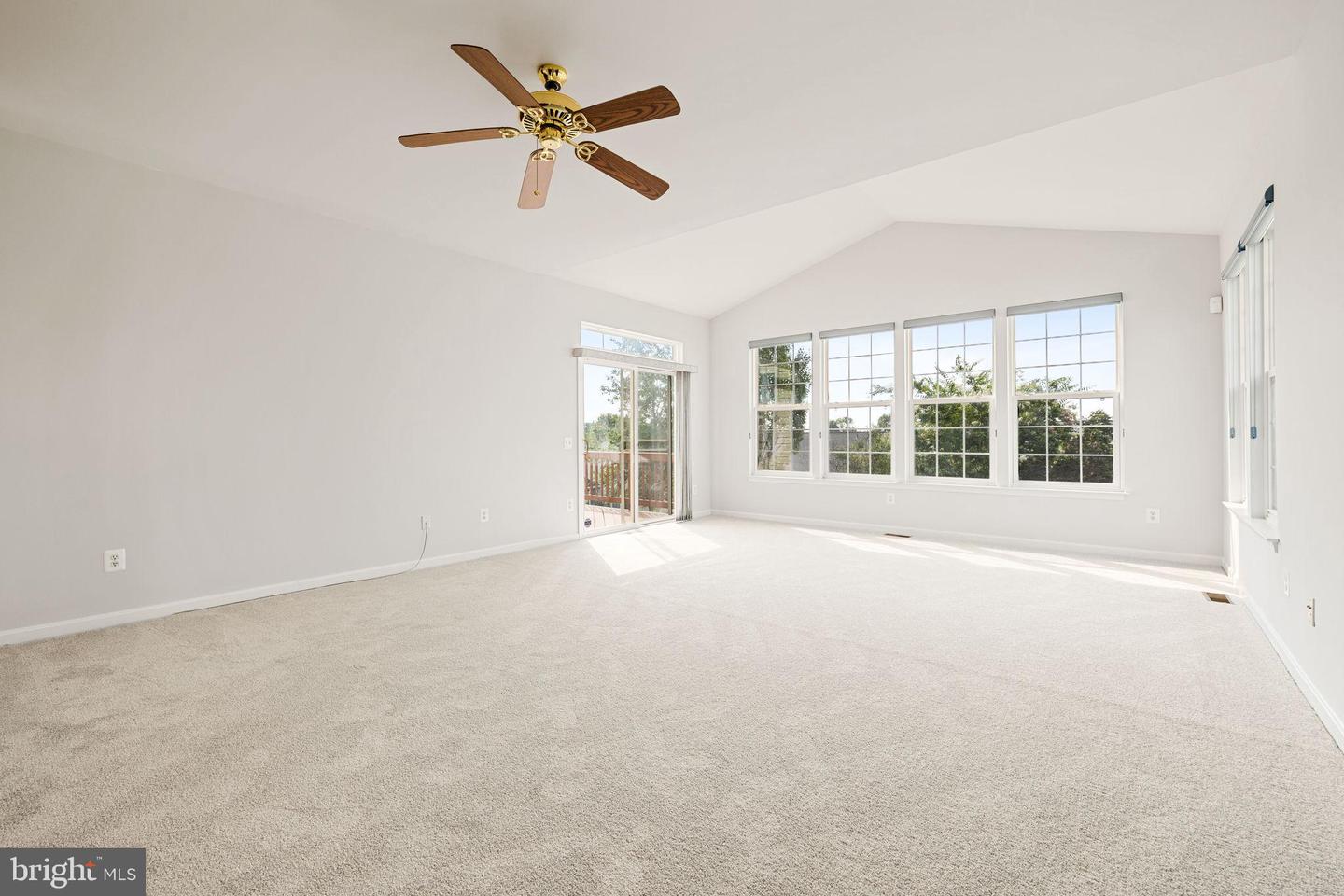 3750 CHINA GROVE MEWS, DUMFRIES, Virginia 22025, 2 Bedrooms Bedrooms, ,2 BathroomsBathrooms,Residential,For sale,3750 CHINA GROVE MEWS,VAPW2099528 MLS # VAPW2099528
