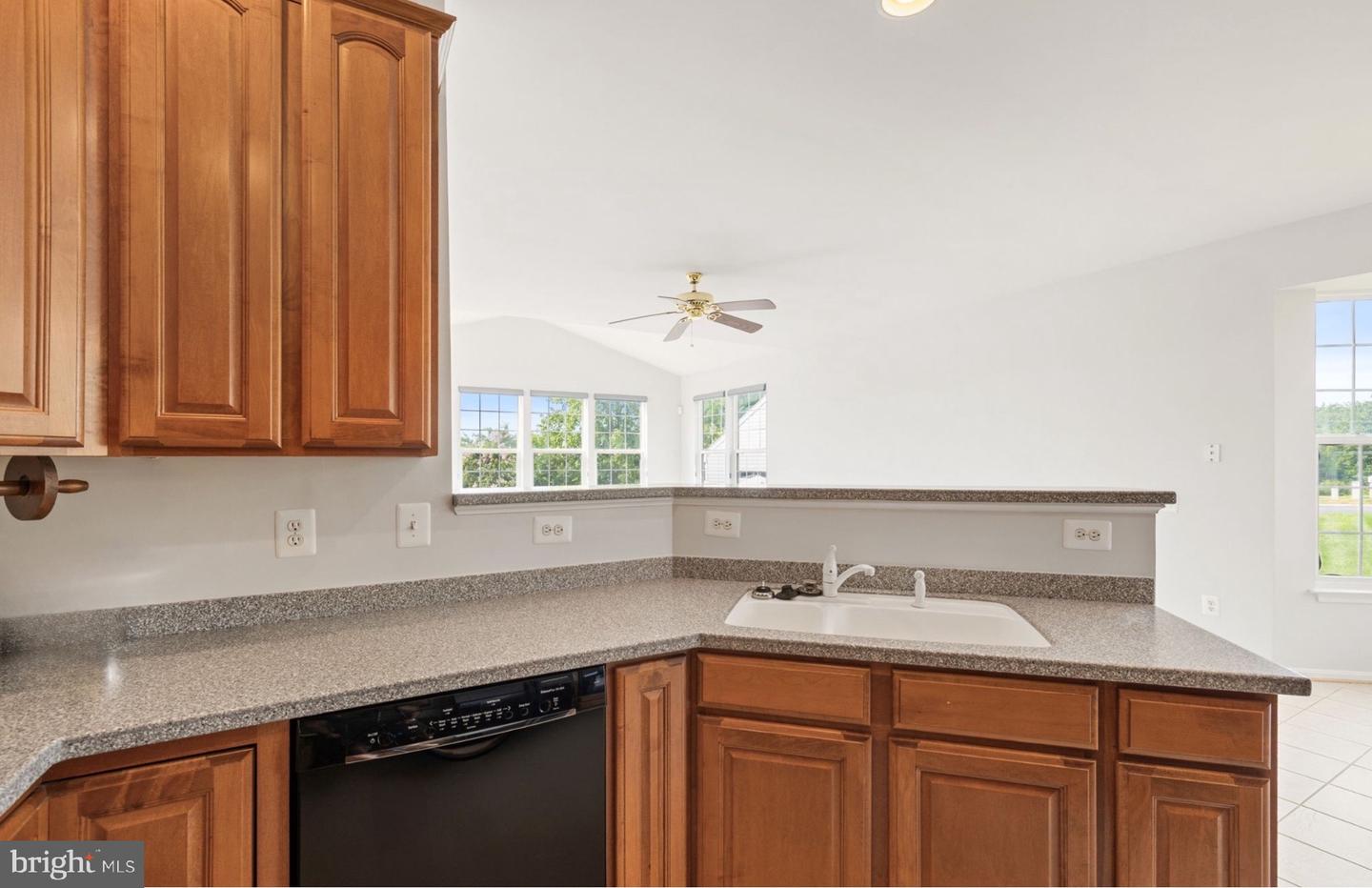 3750 CHINA GROVE MEWS, DUMFRIES, Virginia 22025, 2 Bedrooms Bedrooms, ,2 BathroomsBathrooms,Residential,For sale,3750 CHINA GROVE MEWS,VAPW2099528 MLS # VAPW2099528