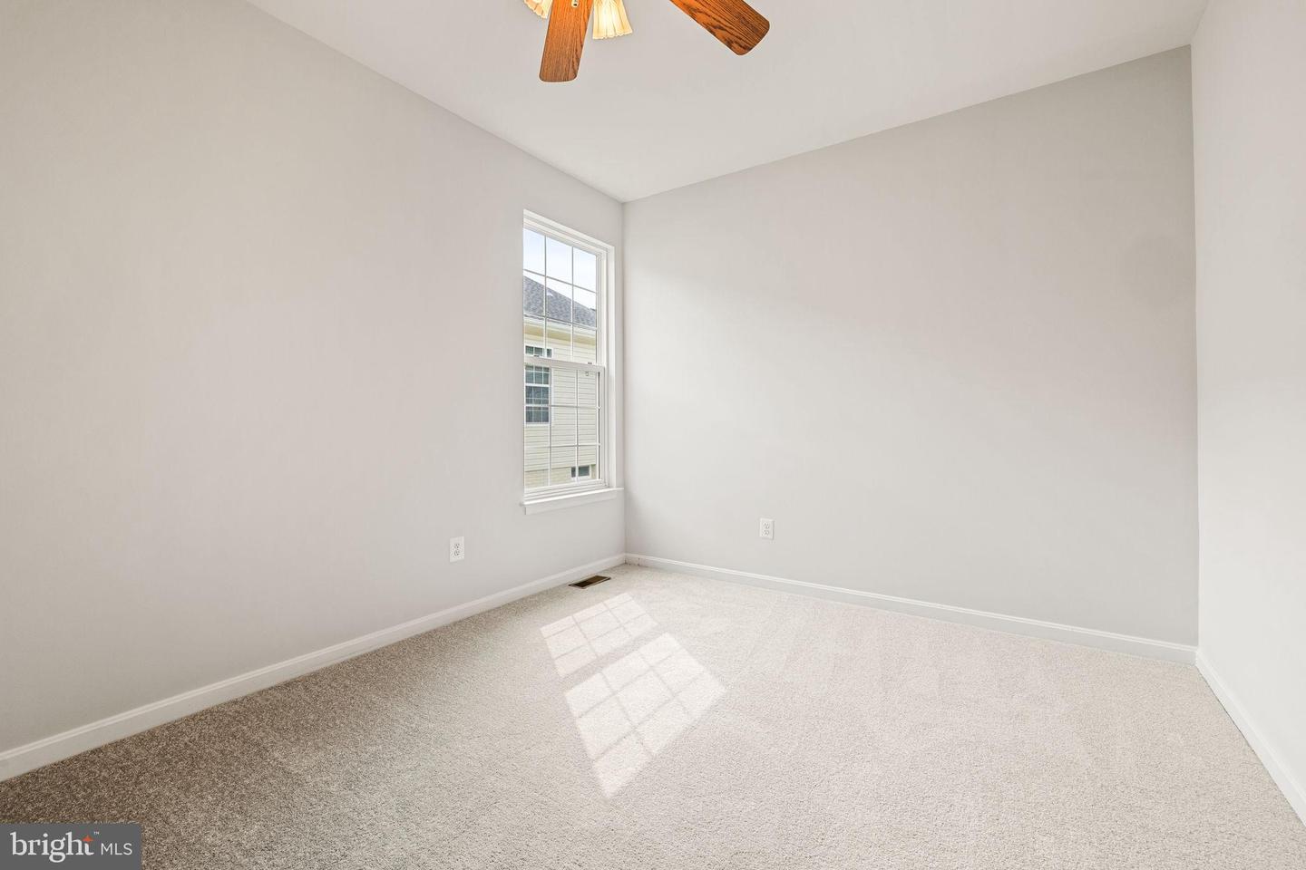 3750 CHINA GROVE MEWS, DUMFRIES, Virginia 22025, 2 Bedrooms Bedrooms, ,2 BathroomsBathrooms,Residential,For sale,3750 CHINA GROVE MEWS,VAPW2099528 MLS # VAPW2099528