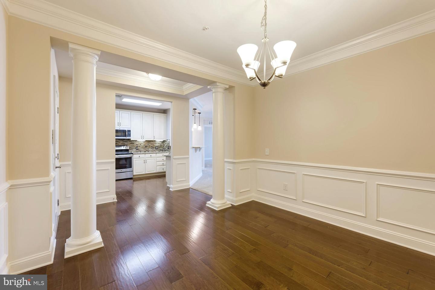 15201 ROYAL CREST DR #303, HAYMARKET, Virginia 20169, 2 Bedrooms Bedrooms, ,2 BathroomsBathrooms,Residential,For sale,15201 ROYAL CREST DR #303,VAPW2099620 MLS # VAPW2099620