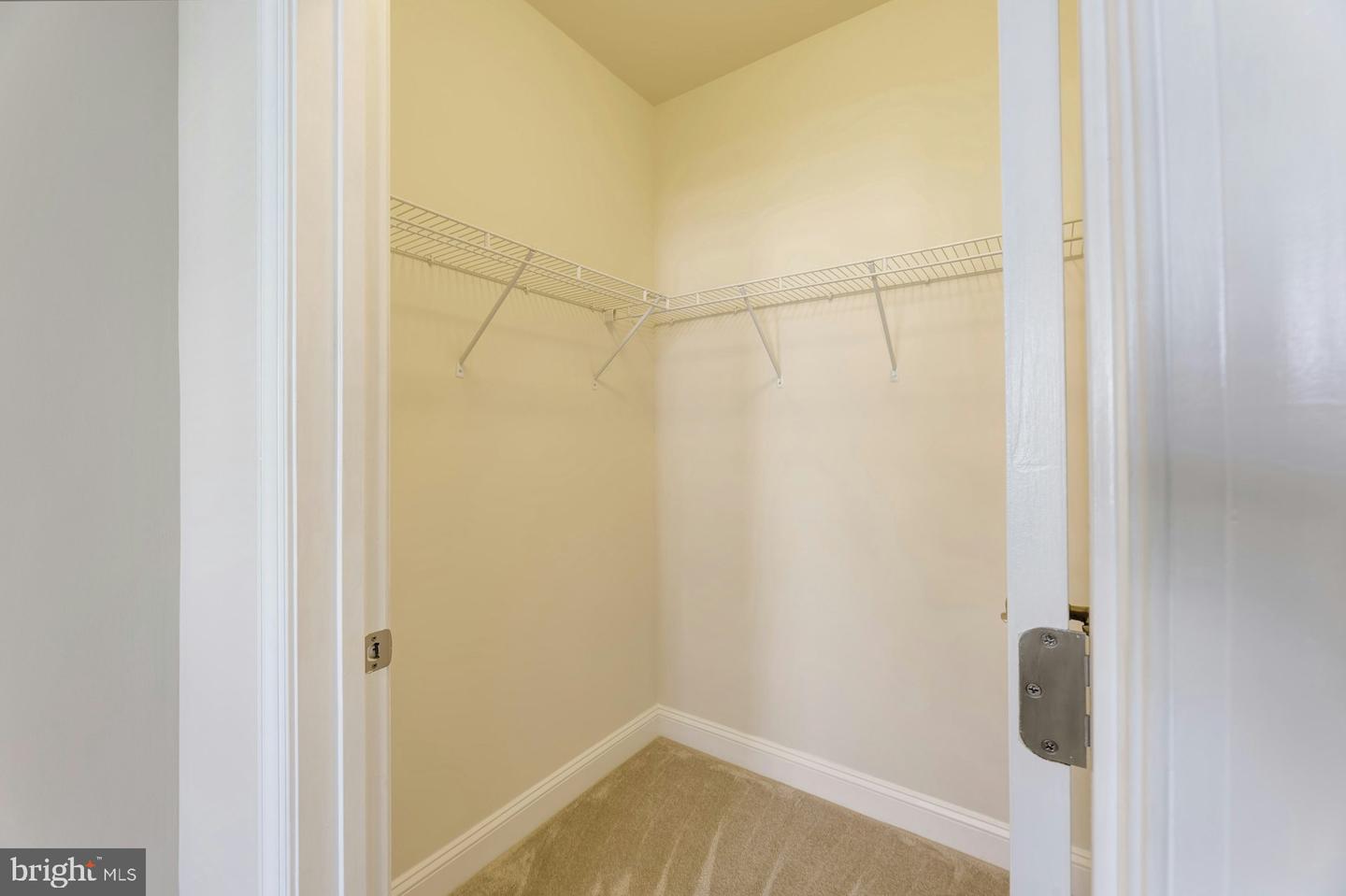 15201 ROYAL CREST DR #303, HAYMARKET, Virginia 20169, 2 Bedrooms Bedrooms, ,2 BathroomsBathrooms,Residential,For sale,15201 ROYAL CREST DR #303,VAPW2099620 MLS # VAPW2099620