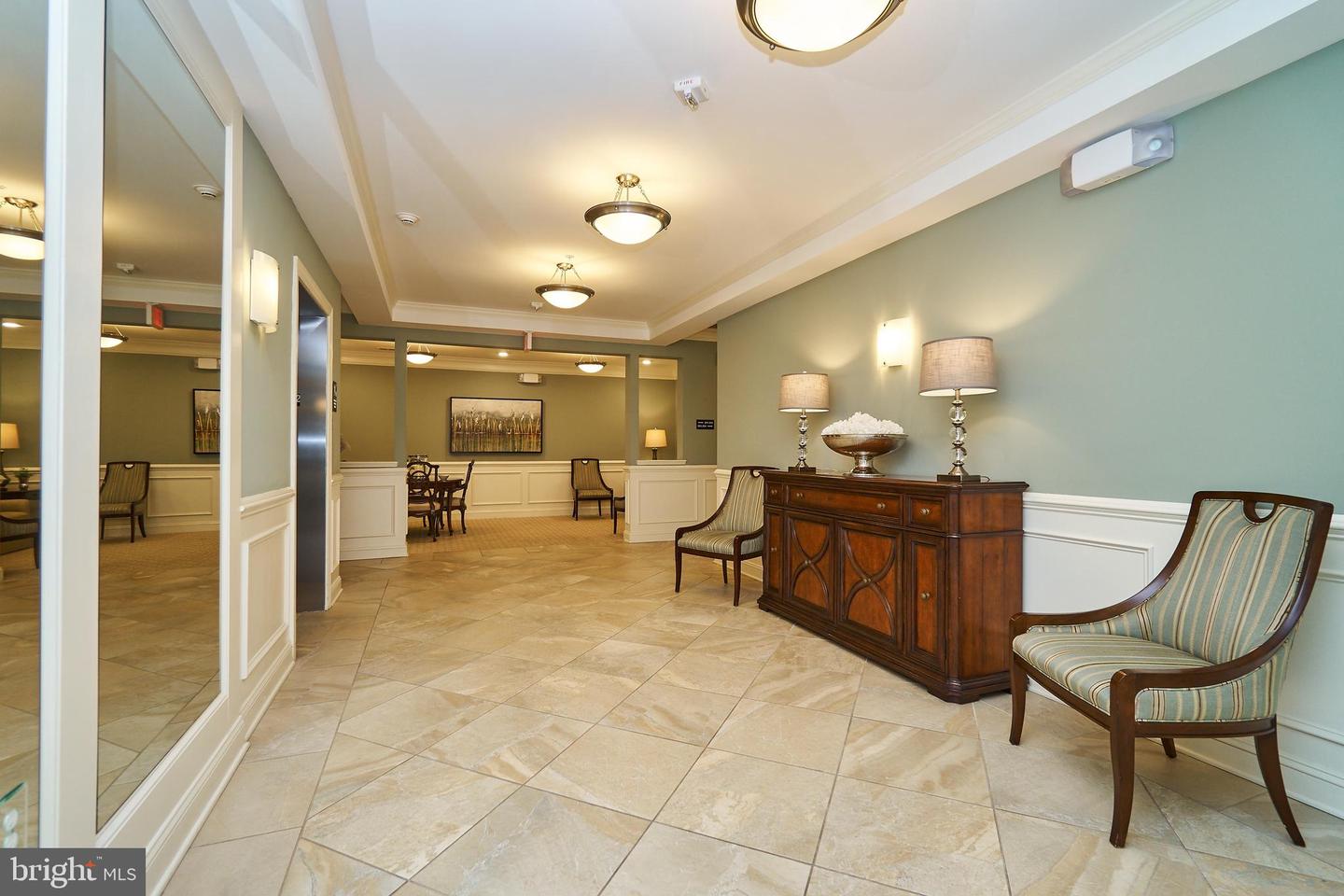 15201 ROYAL CREST DR #303, HAYMARKET, Virginia 20169, 2 Bedrooms Bedrooms, ,2 BathroomsBathrooms,Residential,For sale,15201 ROYAL CREST DR #303,VAPW2099620 MLS # VAPW2099620