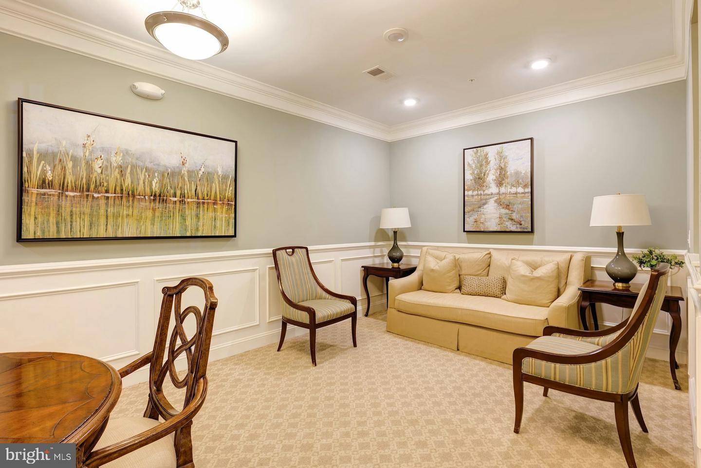 15201 ROYAL CREST DR #303, HAYMARKET, Virginia 20169, 2 Bedrooms Bedrooms, ,2 BathroomsBathrooms,Residential,For sale,15201 ROYAL CREST DR #303,VAPW2099620 MLS # VAPW2099620