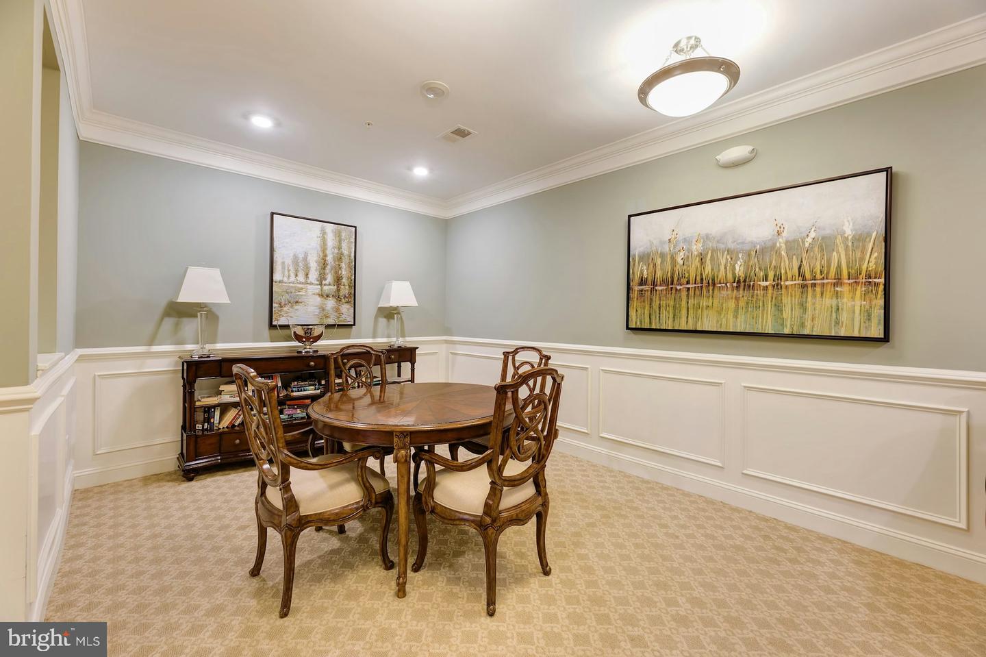 15201 ROYAL CREST DR #303, HAYMARKET, Virginia 20169, 2 Bedrooms Bedrooms, ,2 BathroomsBathrooms,Residential,For sale,15201 ROYAL CREST DR #303,VAPW2099620 MLS # VAPW2099620