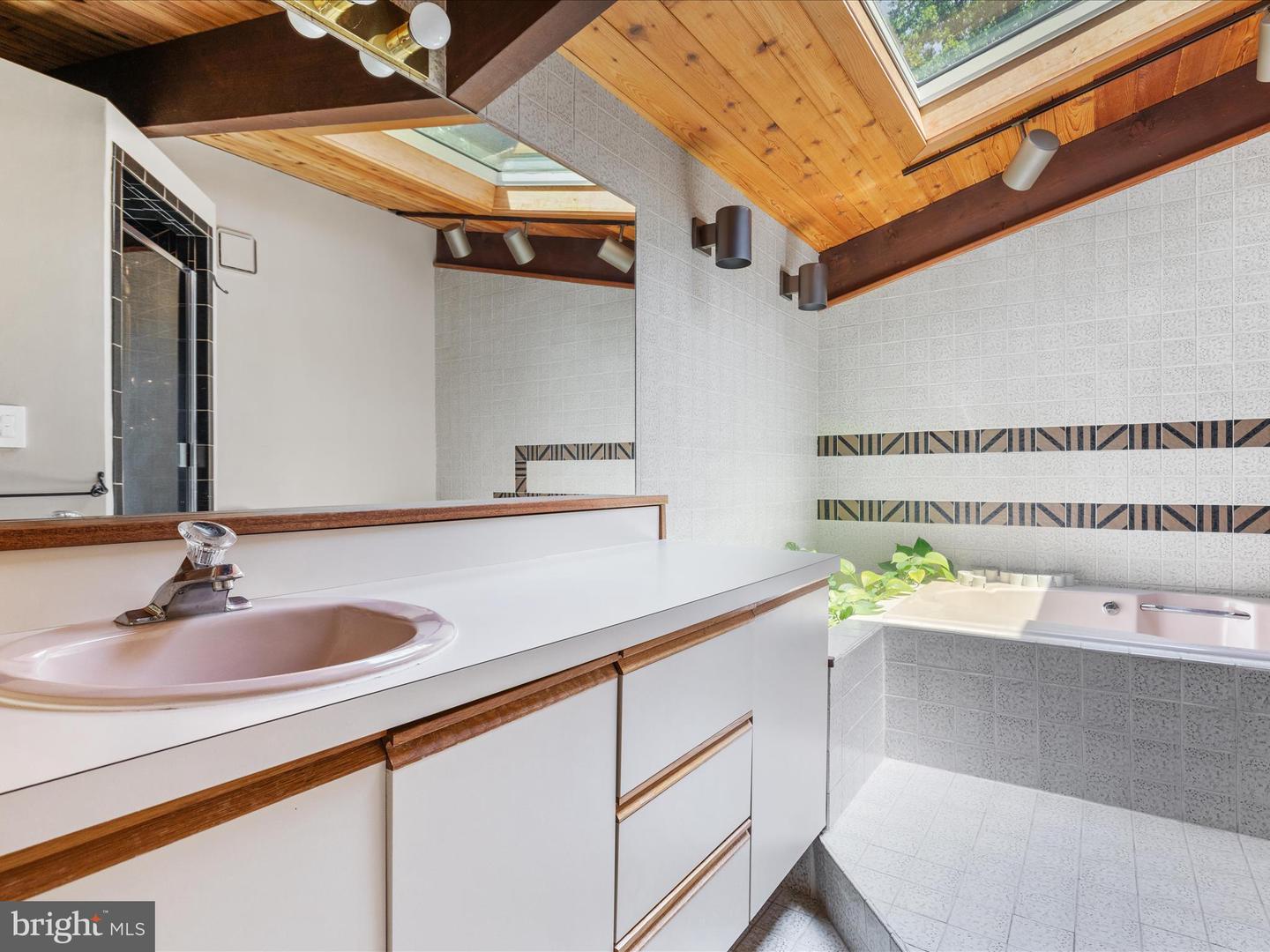 1749 DRESSAGE DR, RESTON, Virginia 20190, 4 Bedrooms Bedrooms, ,2 BathroomsBathrooms,Residential,For sale,1749 DRESSAGE DR,VAFX2257386 MLS # VAFX2257386