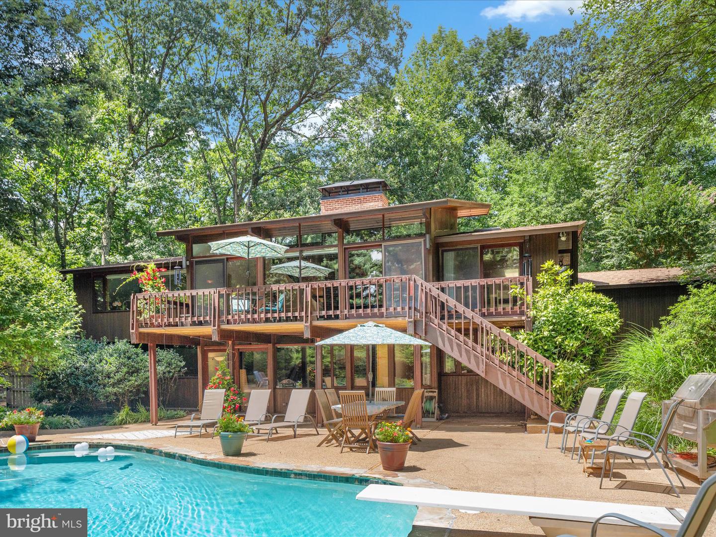 1749 DRESSAGE DR, RESTON, Virginia 20190, 4 Bedrooms Bedrooms, ,2 BathroomsBathrooms,Residential,For sale,1749 DRESSAGE DR,VAFX2257386 MLS # VAFX2257386