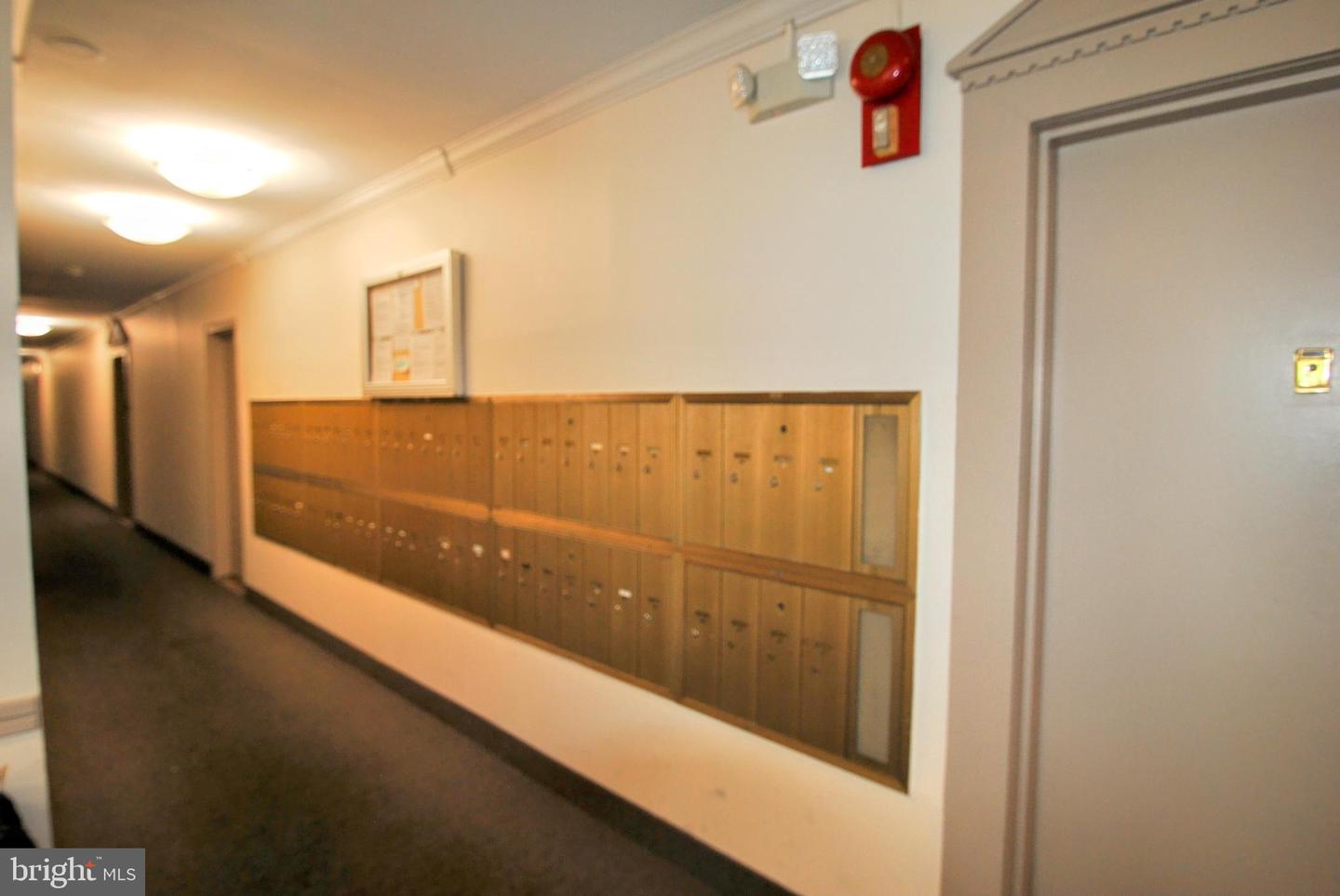 3601 5TH ST S #410, ARLINGTON, Virginia 22204, 2 Bedrooms Bedrooms, ,1 BathroomBathrooms,Residential,For sale,3601 5TH ST S #410,VAAR2061354 MLS # VAAR2061354