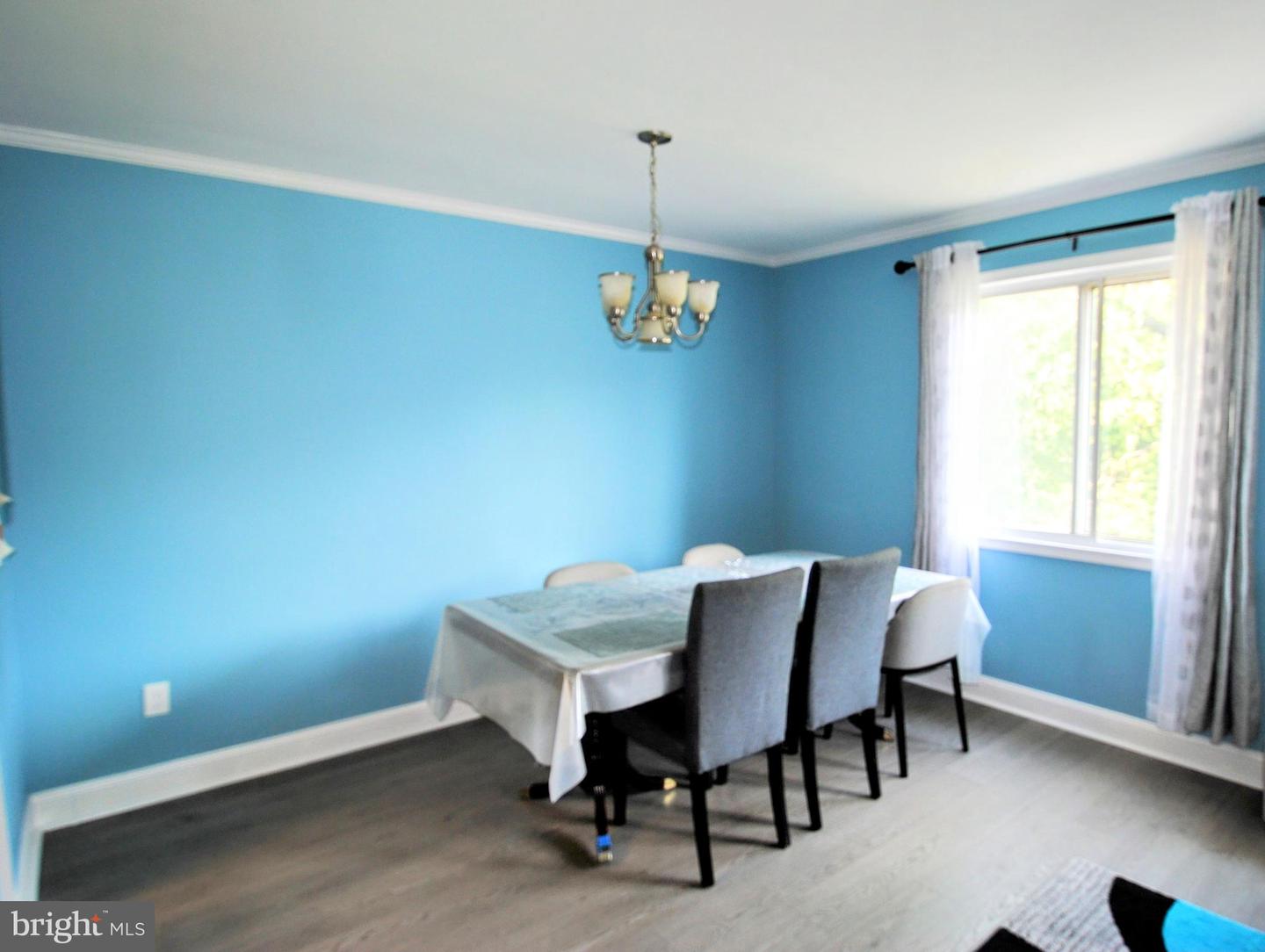 3601 5TH ST S #410, ARLINGTON, Virginia 22204, 2 Bedrooms Bedrooms, ,1 BathroomBathrooms,Residential,For sale,3601 5TH ST S #410,VAAR2061354 MLS # VAAR2061354