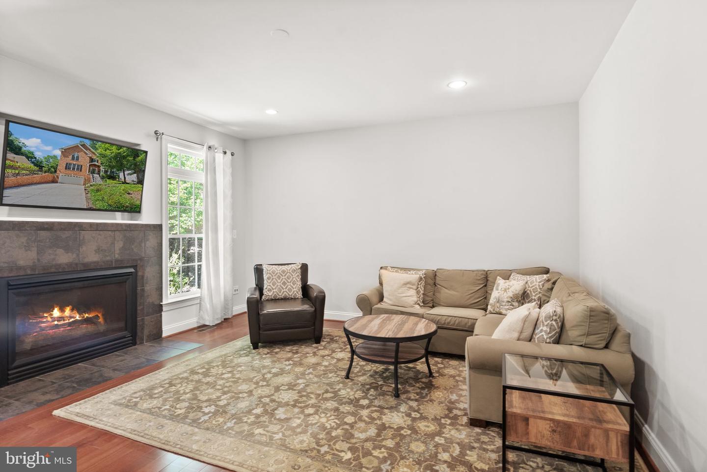 7311 WOODLEY PL, FALLS CHURCH, Virginia 22046, 4 Bedrooms Bedrooms, ,3 BathroomsBathrooms,Residential,For sale,7311 WOODLEY PL,VAFX2257420 MLS # VAFX2257420