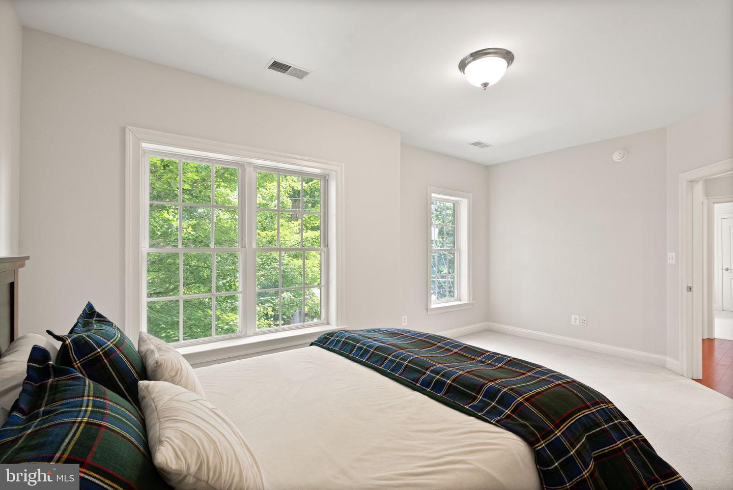 7311 WOODLEY PL, FALLS CHURCH, Virginia 22046, 4 Bedrooms Bedrooms, ,3 BathroomsBathrooms,Residential,For sale,7311 WOODLEY PL,VAFX2257420 MLS # VAFX2257420