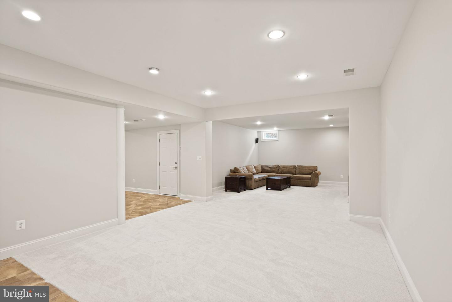 7311 WOODLEY PL, FALLS CHURCH, Virginia 22046, 4 Bedrooms Bedrooms, ,3 BathroomsBathrooms,Residential,For sale,7311 WOODLEY PL,VAFX2257420 MLS # VAFX2257420