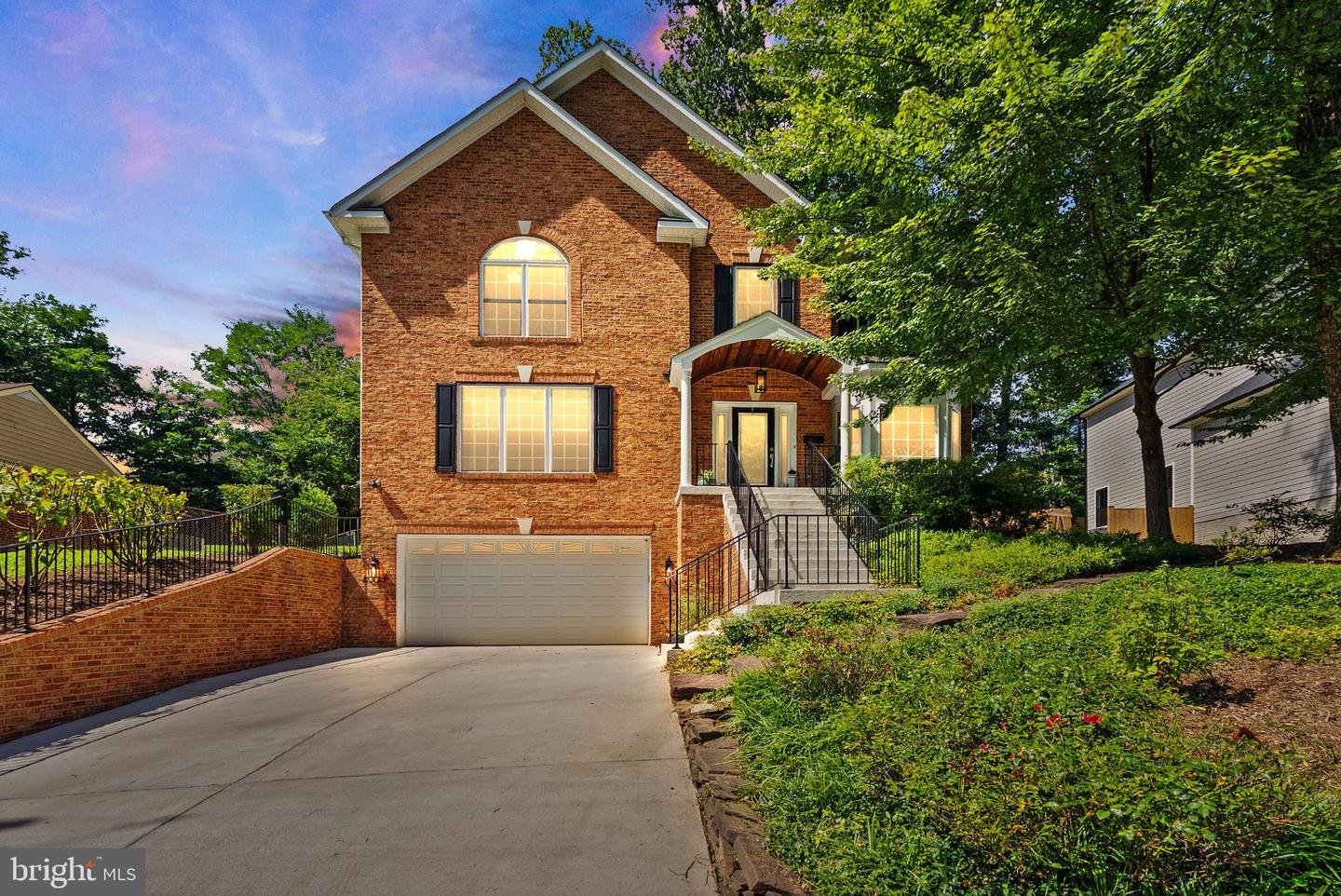 7311 WOODLEY PL, FALLS CHURCH, Virginia 22046, 4 Bedrooms Bedrooms, ,3 BathroomsBathrooms,Residential,For sale,7311 WOODLEY PL,VAFX2257420 MLS # VAFX2257420
