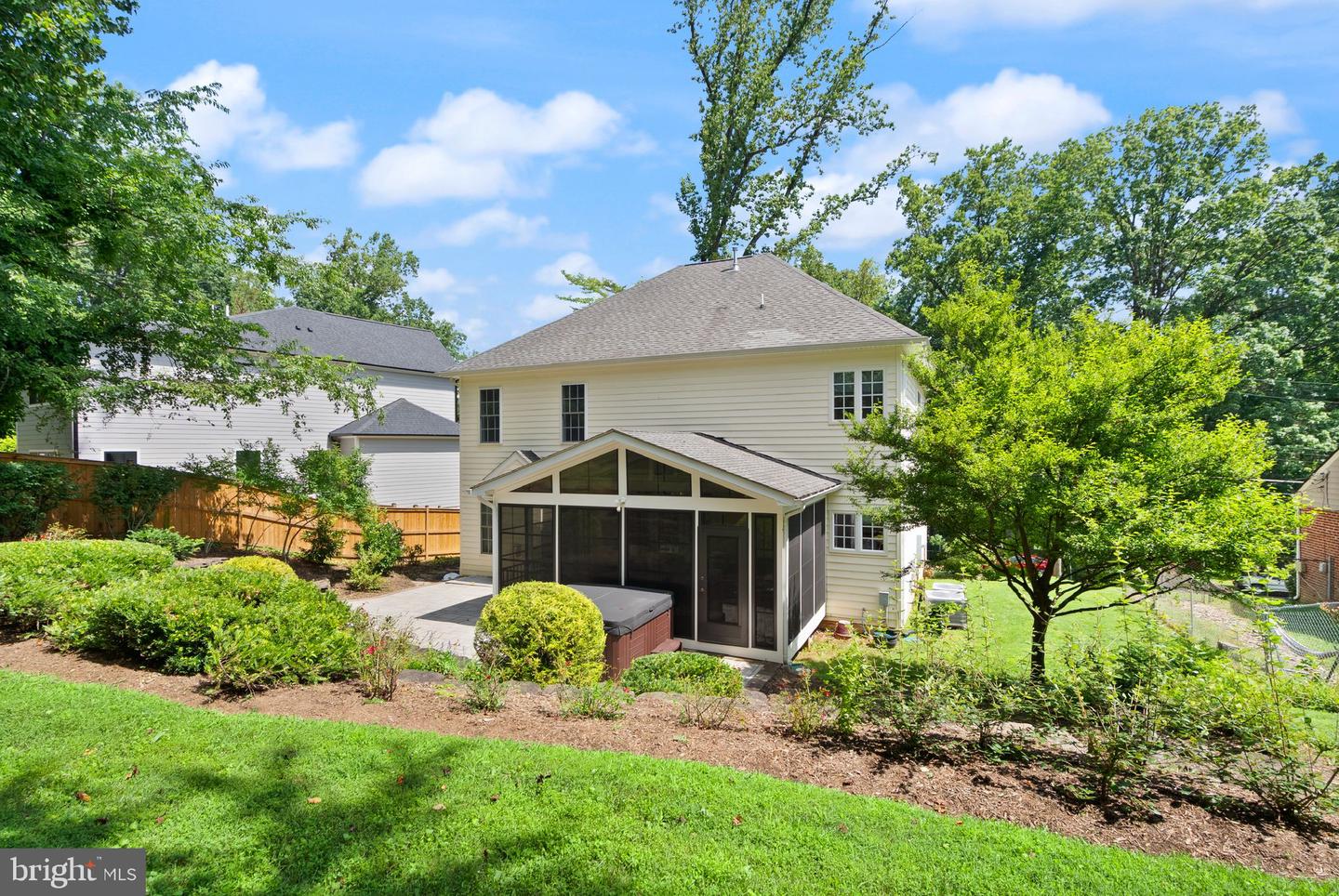7311 WOODLEY PL, FALLS CHURCH, Virginia 22046, 4 Bedrooms Bedrooms, ,3 BathroomsBathrooms,Residential,For sale,7311 WOODLEY PL,VAFX2257420 MLS # VAFX2257420