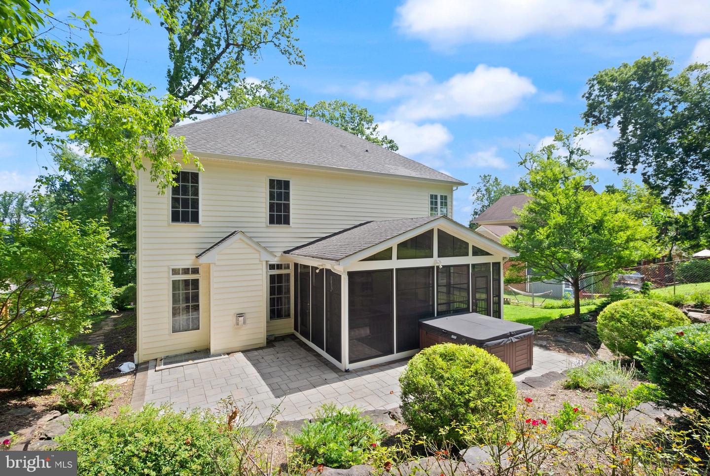 7311 WOODLEY PL, FALLS CHURCH, Virginia 22046, 4 Bedrooms Bedrooms, ,3 BathroomsBathrooms,Residential,For sale,7311 WOODLEY PL,VAFX2257420 MLS # VAFX2257420