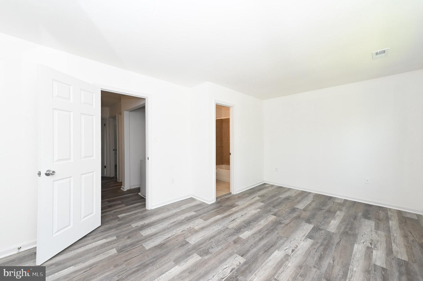 3513 LEGERE CT, WOODBRIDGE, Virginia 22193, 3 Bedrooms Bedrooms, ,2 BathroomsBathrooms,Residential,For sale,3513 LEGERE CT,VAPW2099978 MLS # VAPW2099978