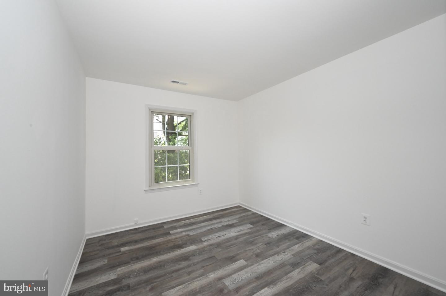 3513 LEGERE CT, WOODBRIDGE, Virginia 22193, 3 Bedrooms Bedrooms, ,2 BathroomsBathrooms,Residential,For sale,3513 LEGERE CT,VAPW2099978 MLS # VAPW2099978
