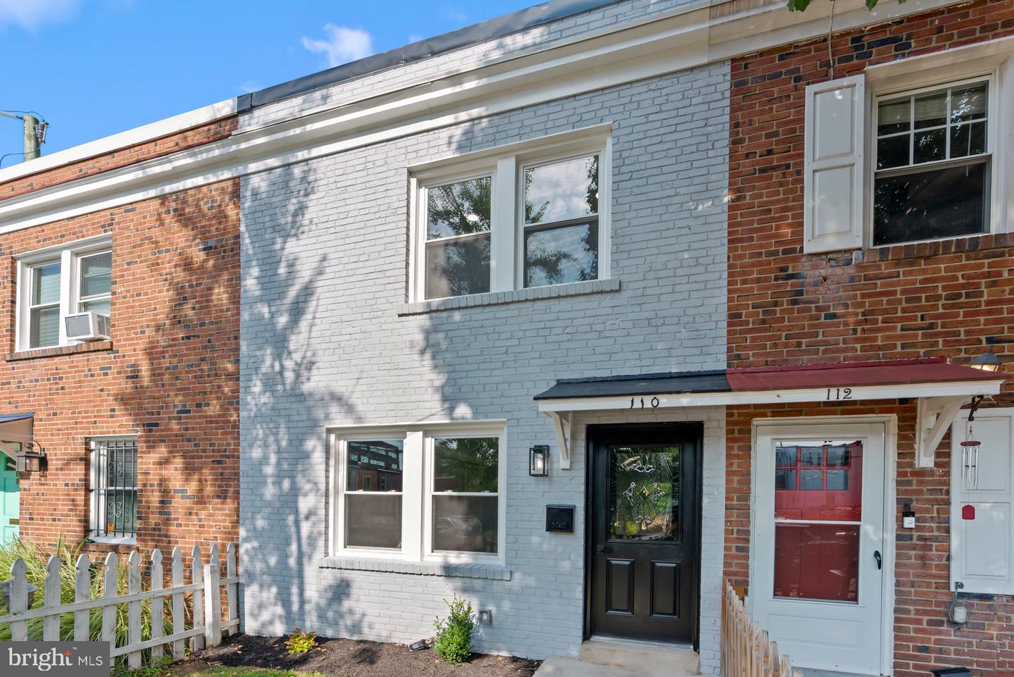 110 BAGGETT PL, ALEXANDRIA, Virginia 22314, 3 Bedrooms Bedrooms, ,1 BathroomBathrooms,Residential,For sale,110 BAGGETT PL,VAAX2047846 MLS # VAAX2047846