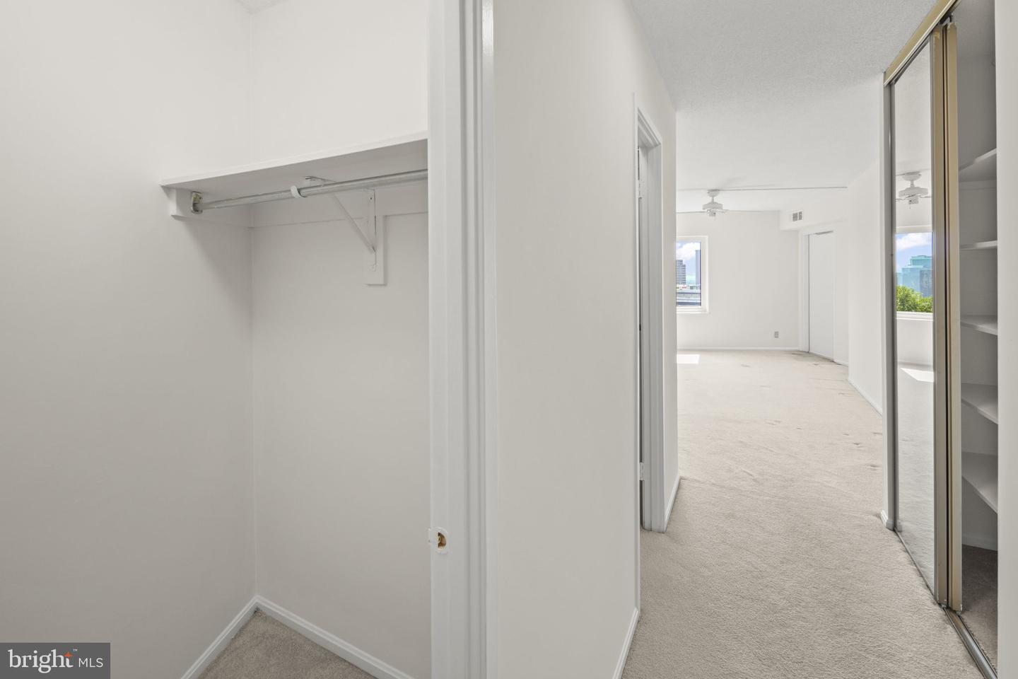 8340 GREENSBORO DR #1014, MCLEAN, Virginia 22102, 2 Bedrooms Bedrooms, ,2 BathroomsBathrooms,Residential,For sale,8340 GREENSBORO DR #1014,VAFX2257030 MLS # VAFX2257030
