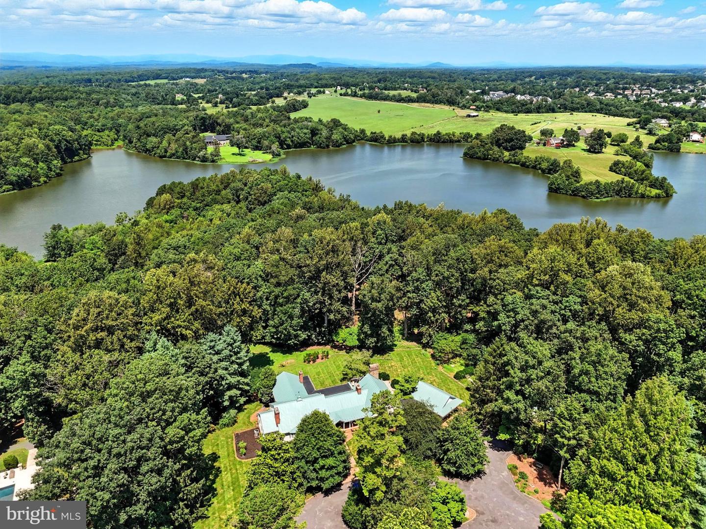 710 ZEUSWYN DR, CULPEPER, Virginia 22701, 3 Bedrooms Bedrooms, 16 Rooms Rooms,3 BathroomsBathrooms,Residential,For sale,710 ZEUSWYN DR,VACU2011072 MLS # VACU2011072