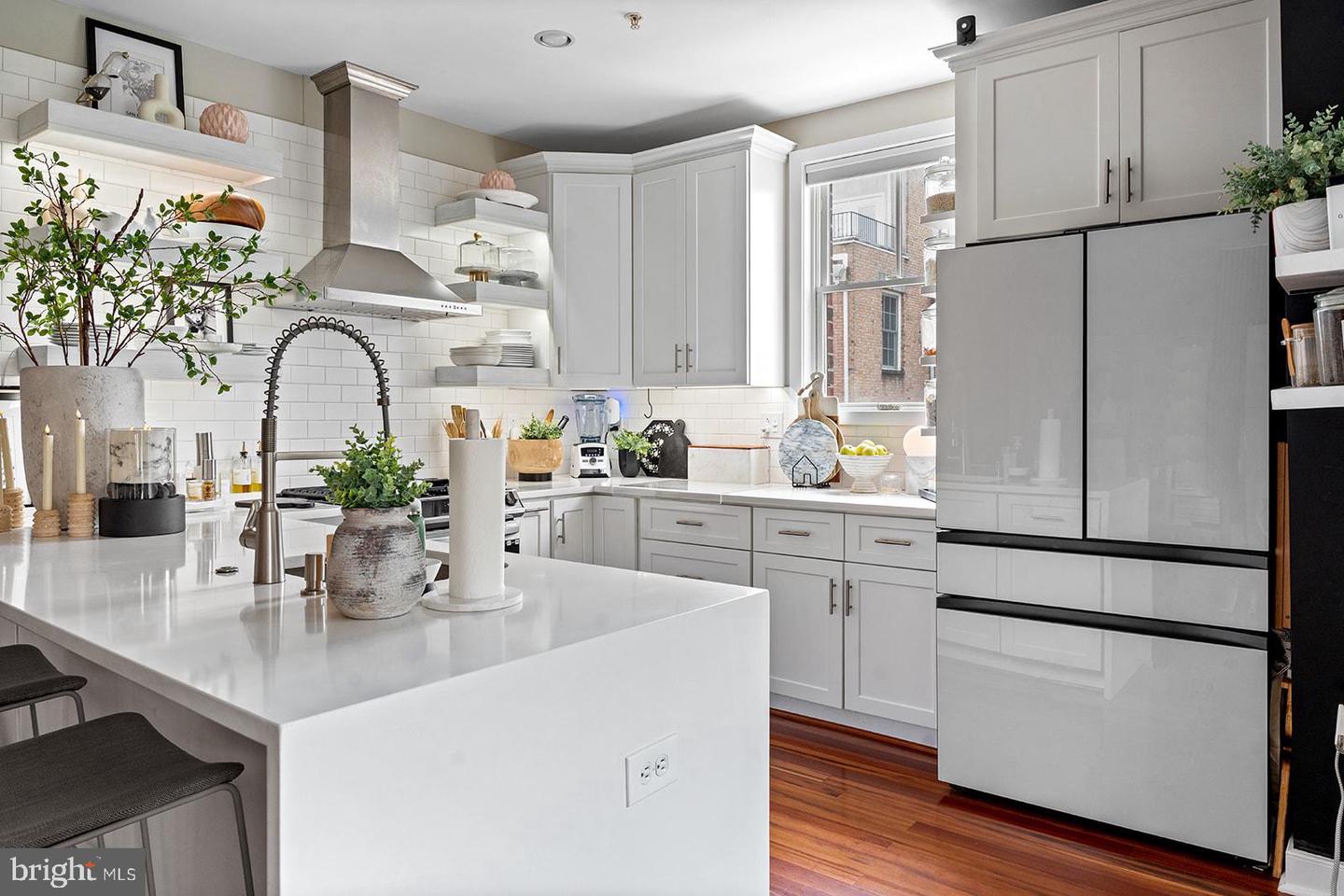 181 E REED AVE #207, ALEXANDRIA, Virginia 22305, 2 Bedrooms Bedrooms, ,2 BathroomsBathrooms,Residential,For sale,181 E REED AVE #207,VAAX2047814 MLS # VAAX2047814