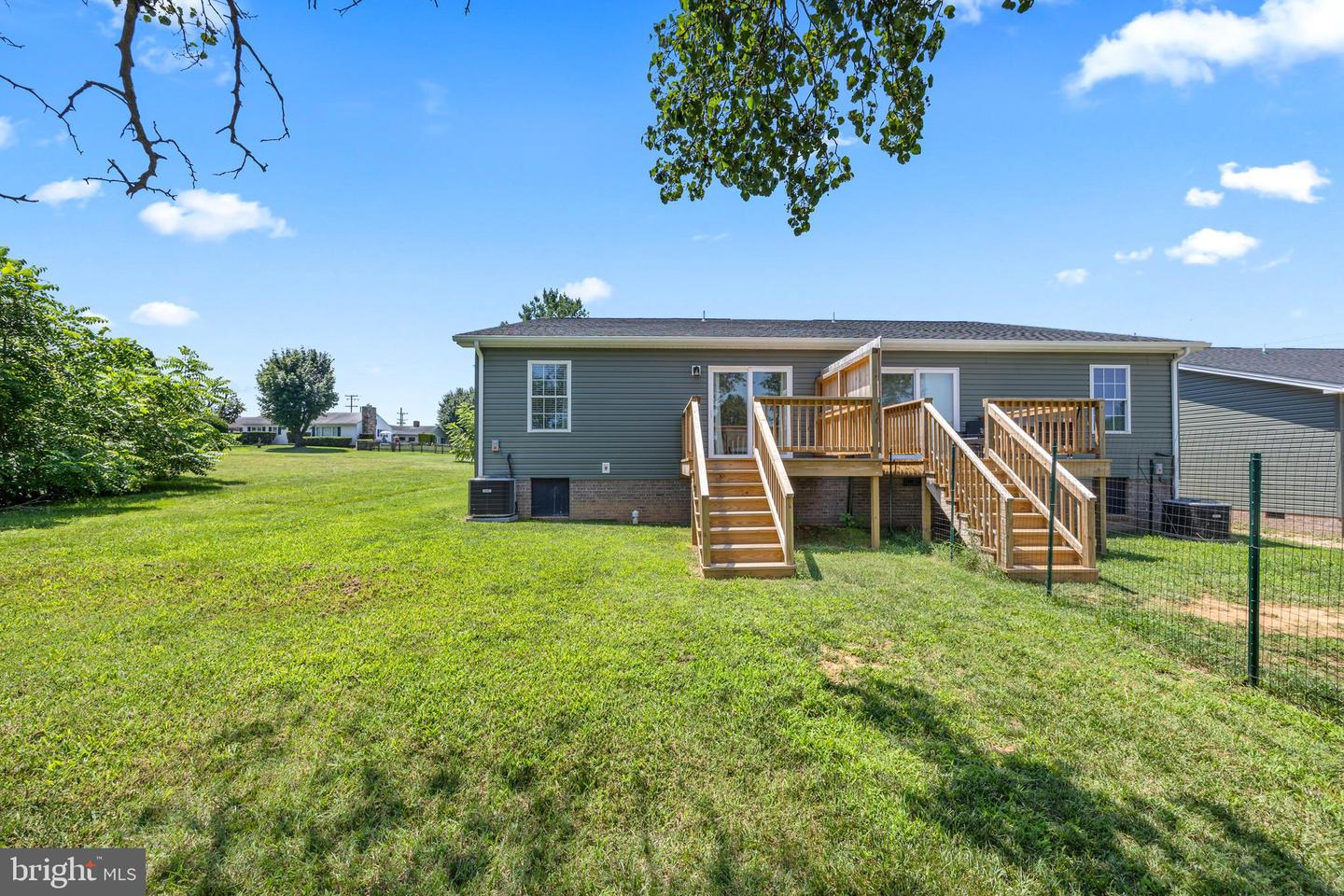 107 SIXTH AVE, LURAY, Virginia 22835, 3 Bedrooms Bedrooms, ,2 BathroomsBathrooms,Residential,For sale,107 SIXTH AVE,VAPA2005166 MLS # VAPA2005166
