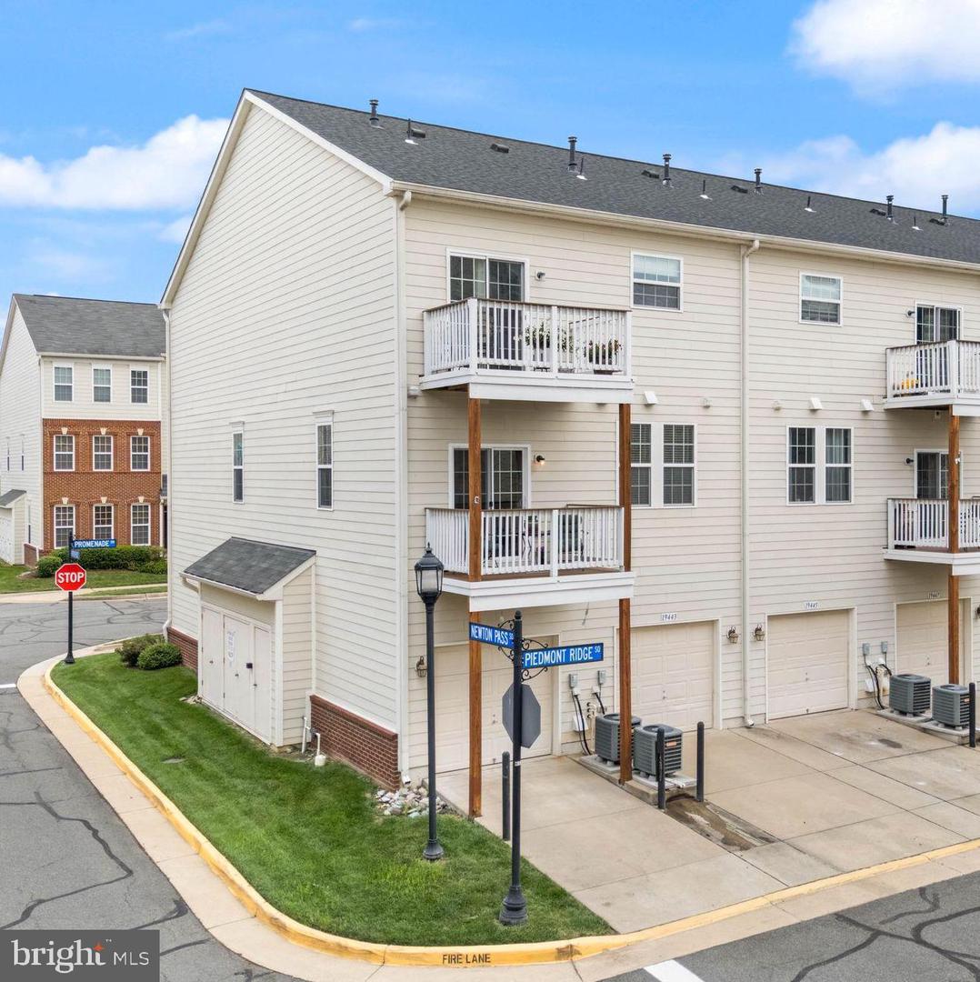 19441 PROMENADE DR, LEESBURG, Virginia 20176, 3 Bedrooms Bedrooms, ,2 BathroomsBathrooms,Residential,For sale,19441 PROMENADE DR,VALO2103124 MLS # VALO2103124