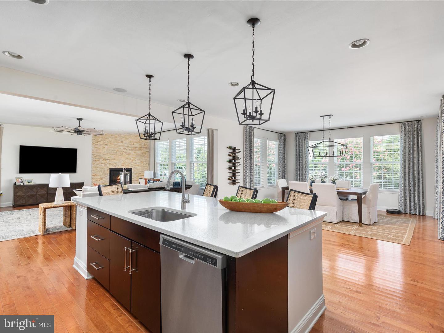42242 FAWN RIDGE CT, BRAMBLETON, Virginia 20148, 5 Bedrooms Bedrooms, ,4 BathroomsBathrooms,Residential,For sale,42242 FAWN RIDGE CT,VALO2103182 MLS # VALO2103182
