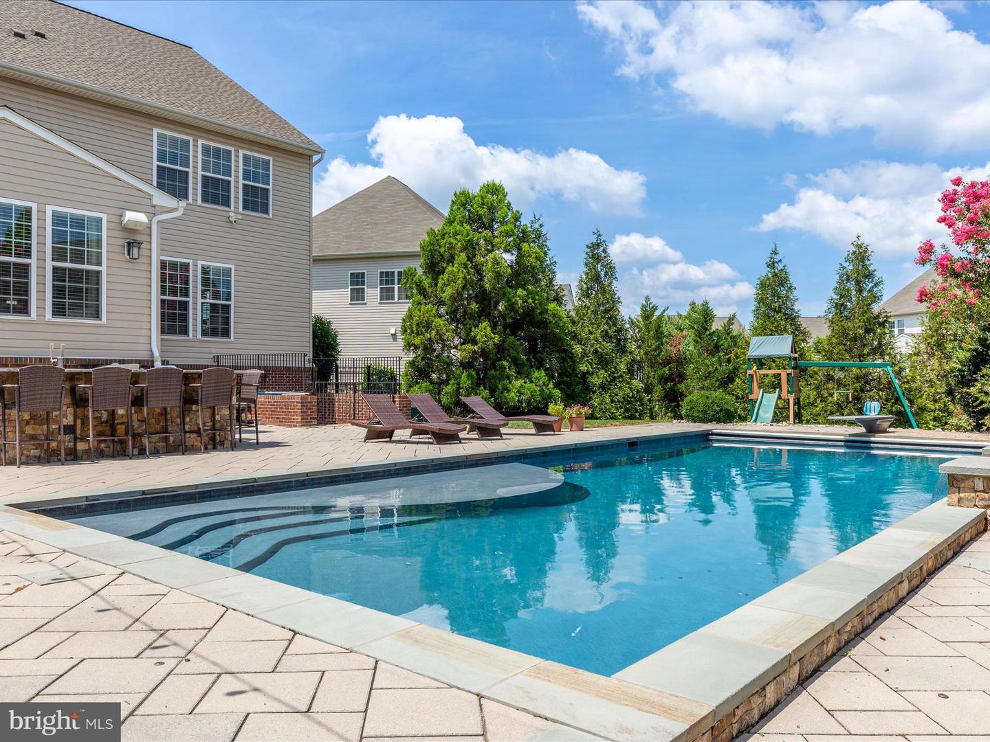 42242 FAWN RIDGE CT, BRAMBLETON, Virginia 20148, 5 Bedrooms Bedrooms, ,4 BathroomsBathrooms,Residential,For sale,42242 FAWN RIDGE CT,VALO2103182 MLS # VALO2103182