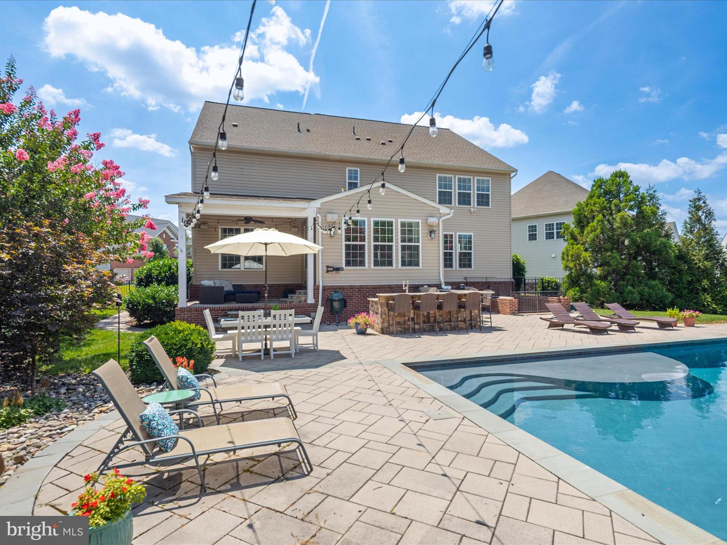 42242 FAWN RIDGE CT, BRAMBLETON, Virginia 20148, 5 Bedrooms Bedrooms, ,4 BathroomsBathrooms,Residential,For sale,42242 FAWN RIDGE CT,VALO2103182 MLS # VALO2103182