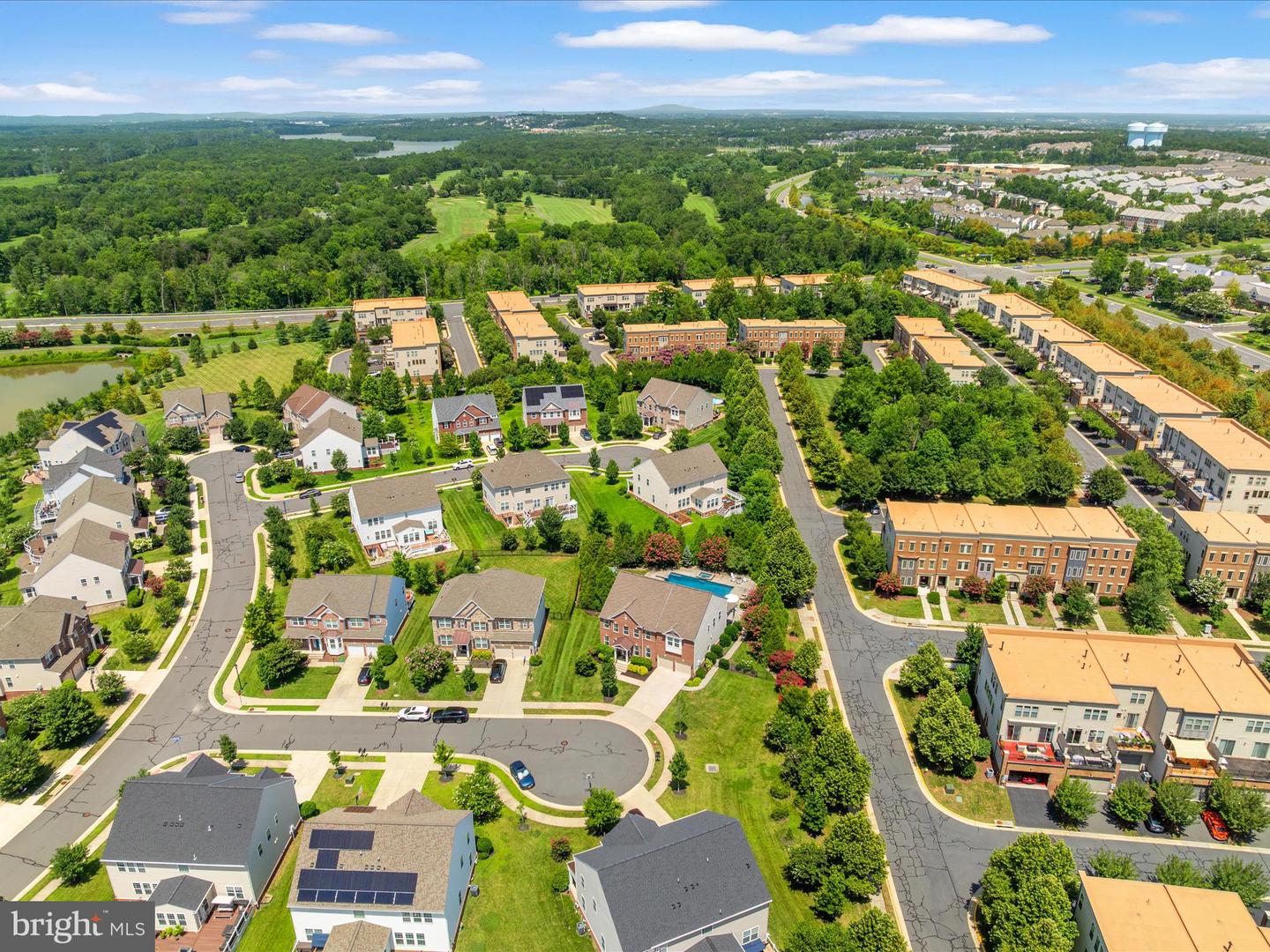 42242 FAWN RIDGE CT, BRAMBLETON, Virginia 20148, 5 Bedrooms Bedrooms, ,4 BathroomsBathrooms,Residential,For sale,42242 FAWN RIDGE CT,VALO2103182 MLS # VALO2103182