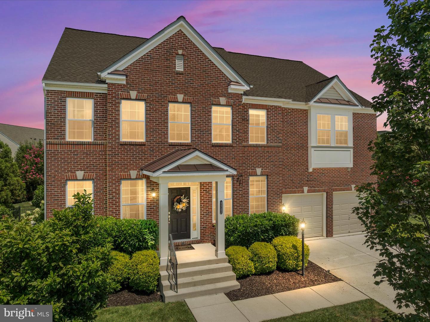 42242 FAWN RIDGE CT, BRAMBLETON, Virginia 20148, 5 Bedrooms Bedrooms, ,4 BathroomsBathrooms,Residential,For sale,42242 FAWN RIDGE CT,VALO2103182 MLS # VALO2103182