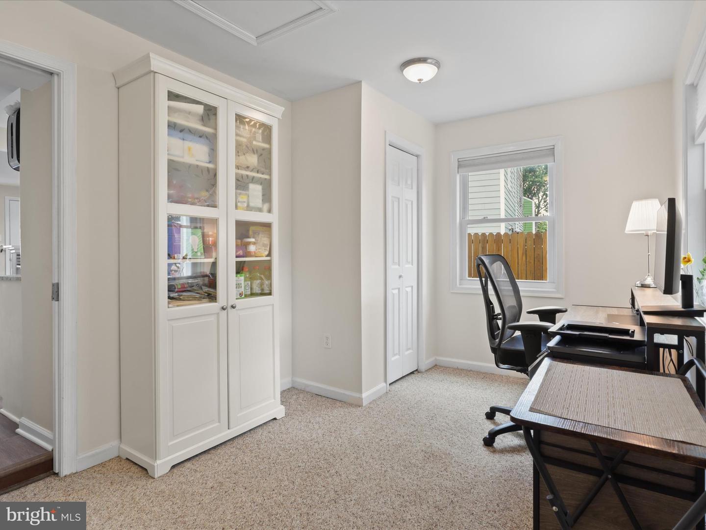 5403 8TH PL S, ARLINGTON, Virginia 22204, 3 Bedrooms Bedrooms, 7 Rooms Rooms,1 BathroomBathrooms,Residential,For sale,5403 8TH PL S,VAAR2061386 MLS # VAAR2061386