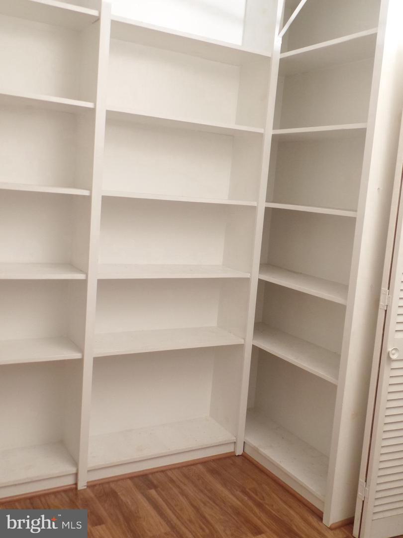 7727 LISLE AVE, FALLS CHURCH, Virginia 22043, 3 Bedrooms Bedrooms, ,2 BathroomsBathrooms,Residential,For sale,7727 LISLE AVE,VAFX2257830 MLS # VAFX2257830