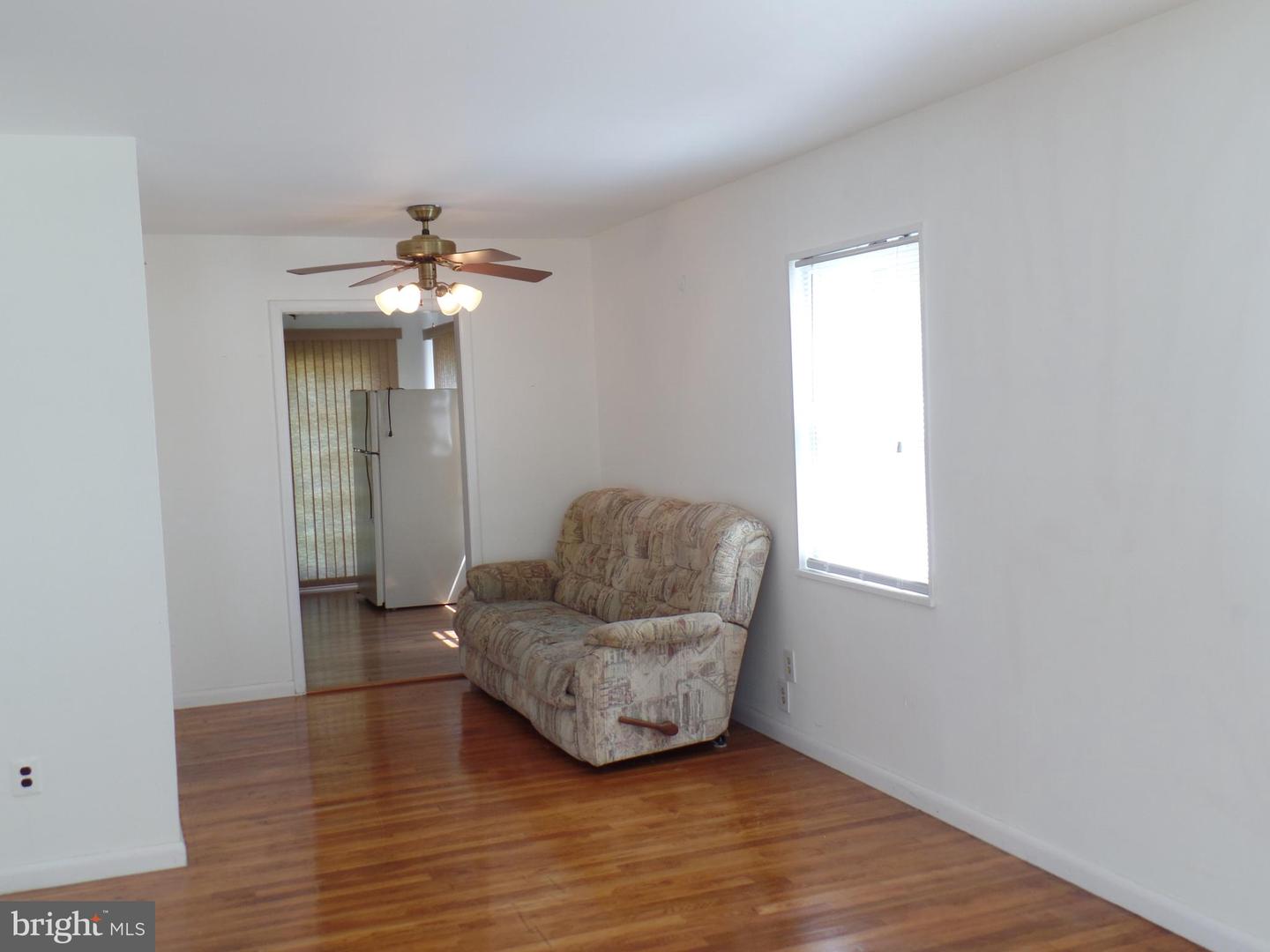 7727 LISLE AVE, FALLS CHURCH, Virginia 22043, 3 Bedrooms Bedrooms, ,2 BathroomsBathrooms,Residential,For sale,7727 LISLE AVE,VAFX2257830 MLS # VAFX2257830