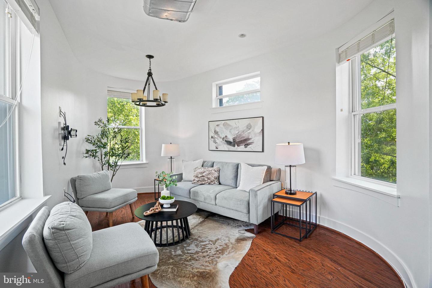 143 RHODE ISLAND AVE NW #7, WASHINGTON, District Of Columbia 20001, 2 Bedrooms Bedrooms, ,1 BathroomBathrooms,Residential,For sale,143 RHODE ISLAND AVE NW #7,DCDC2212548 MLS # DCDC2212548