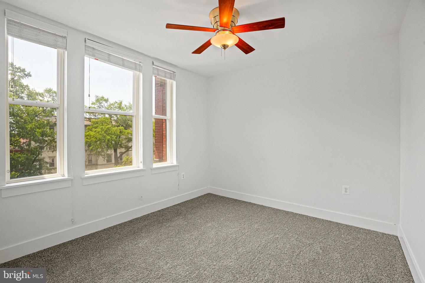 143 RHODE ISLAND AVE NW #7, WASHINGTON, District Of Columbia 20001, 2 Bedrooms Bedrooms, ,1 BathroomBathrooms,Residential,For sale,143 RHODE ISLAND AVE NW #7,DCDC2212548 MLS # DCDC2212548