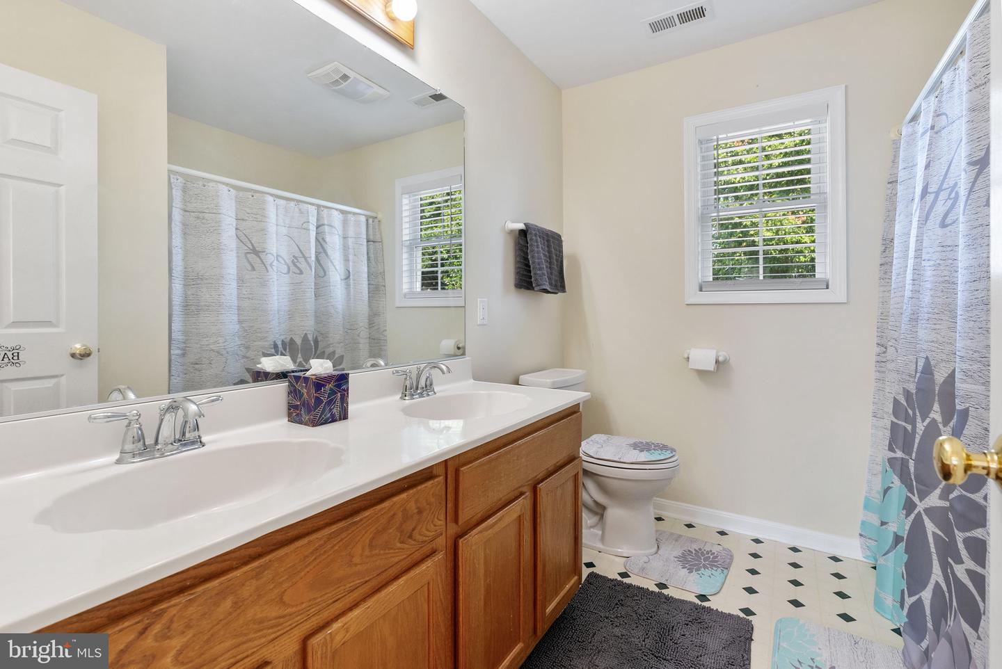 2623 MIDDLE RD, WINCHESTER, Virginia 22601, 3 Bedrooms Bedrooms, ,2 BathroomsBathrooms,Residential,For sale,2623 MIDDLE RD,VAWI2008778 MLS # VAWI2008778